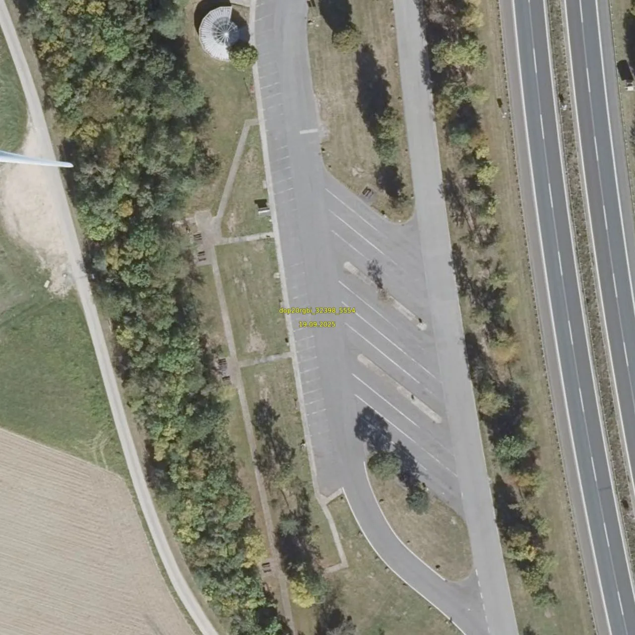 Luftbild (Orthofoto) des LKW-Parkplatzes Marienau aus dem Jahr 2025