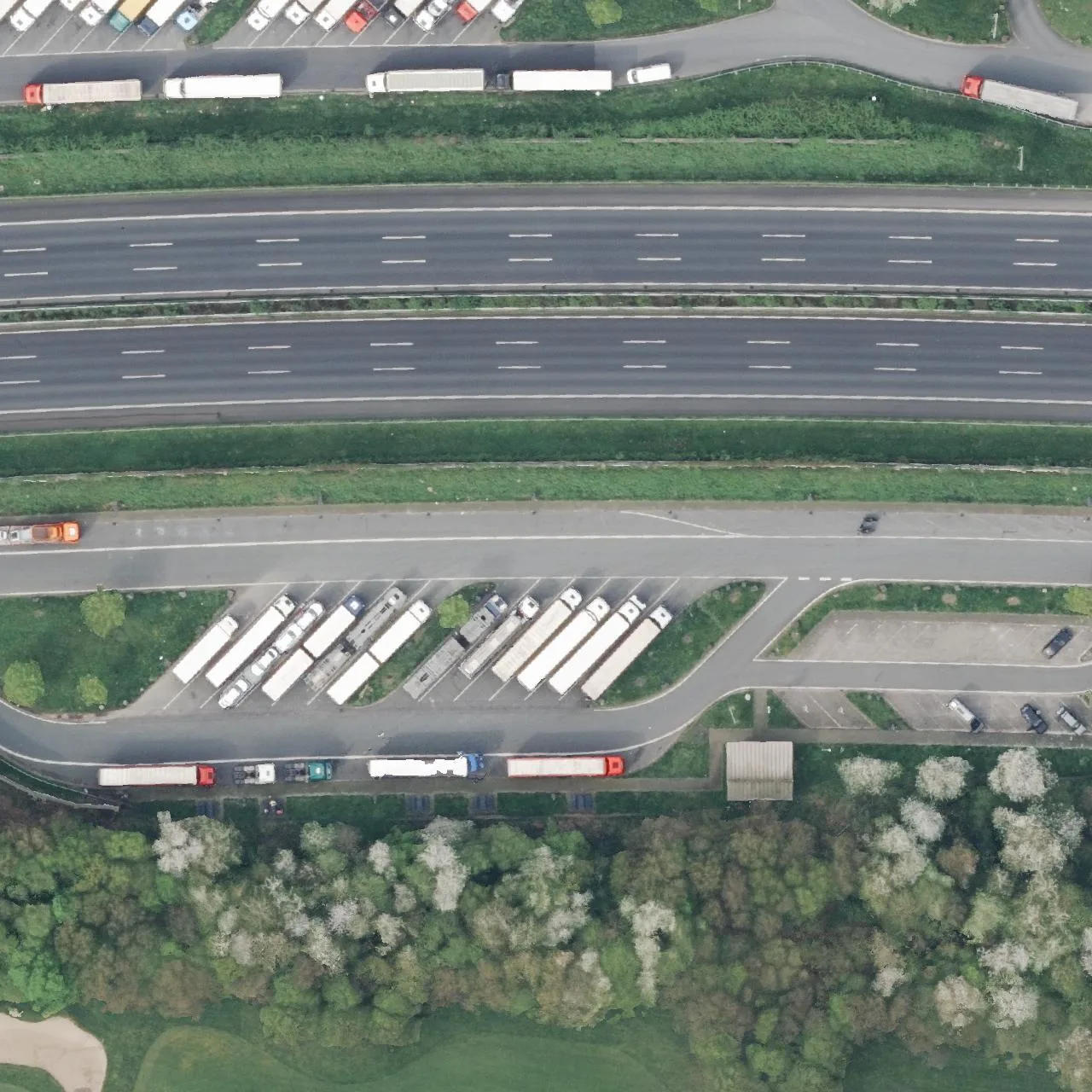 Aerial photo (orthophoto) of truck parking Resser Mark (Süd) from 2024