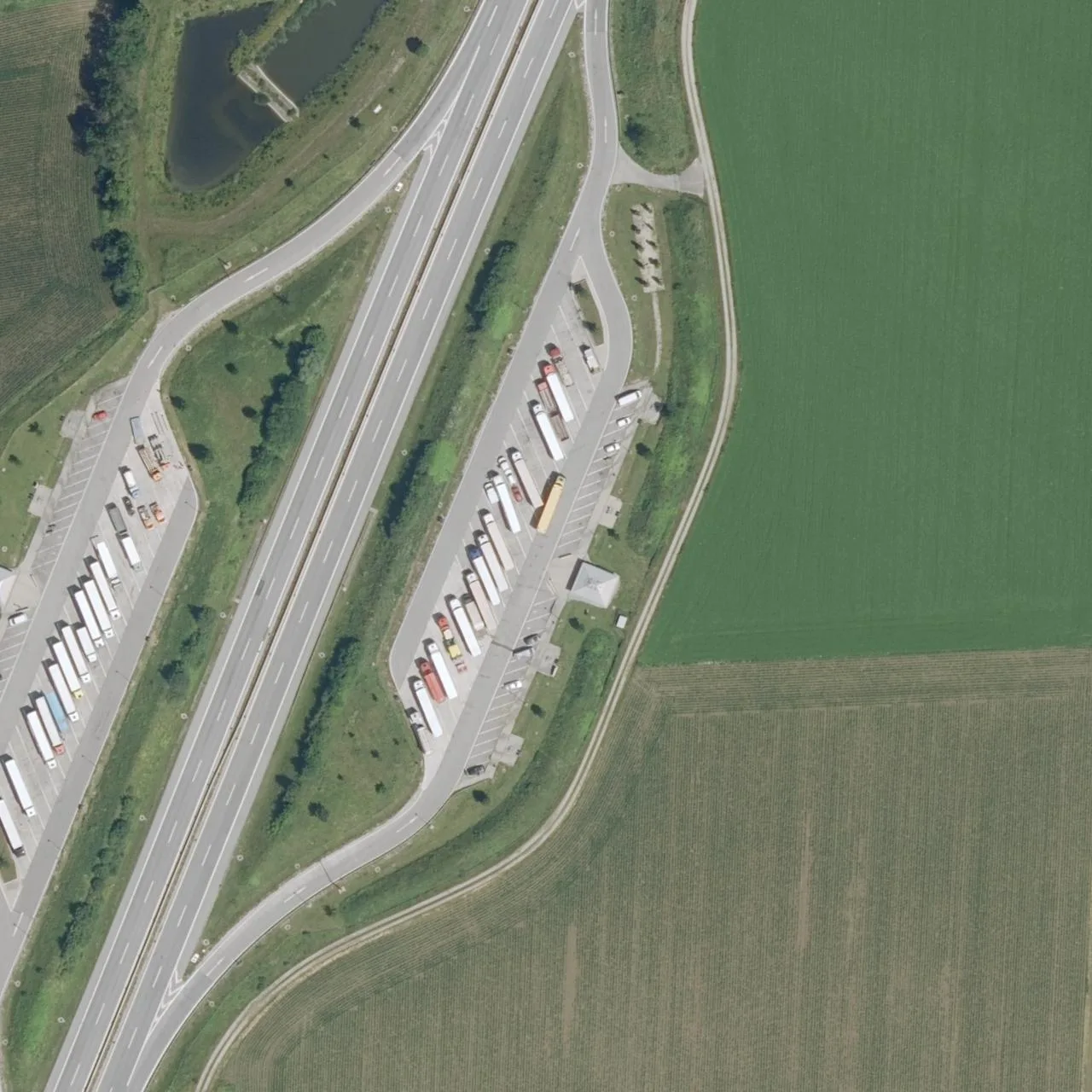 Aerial photo (orthophoto) of truck parking Holzfeld Süd from 2022