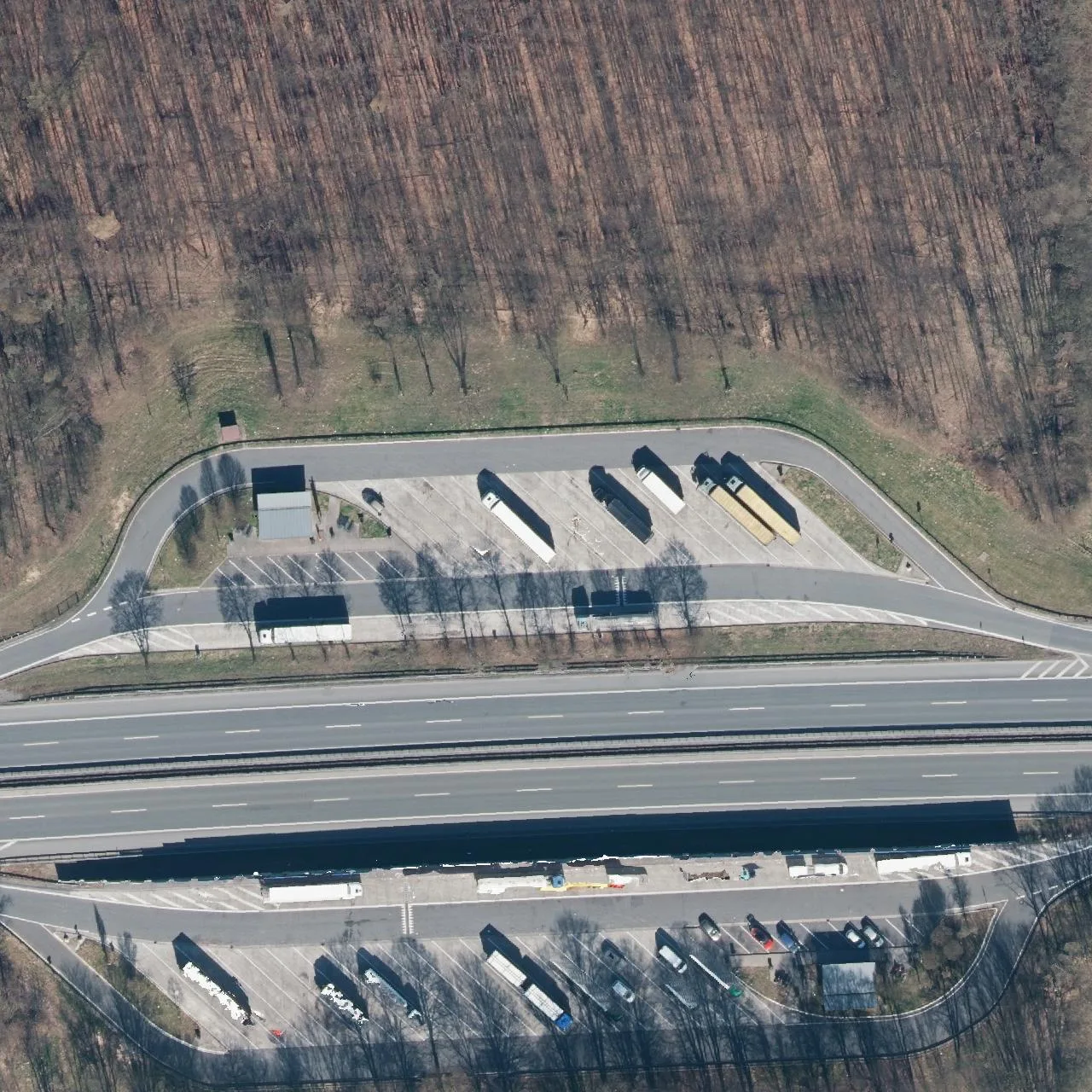 Aerial photo (orthophoto) of truck parking Lüner Grund (Nord) from 2025
