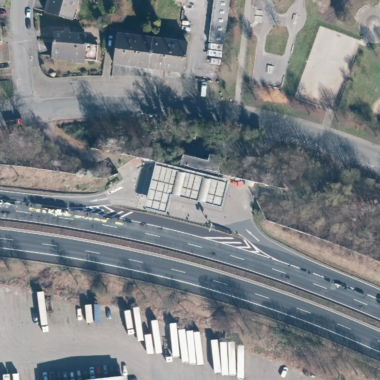 Aerial photo (orthophoto) of truck parking Rheinlanddamm (Nord) from 2025