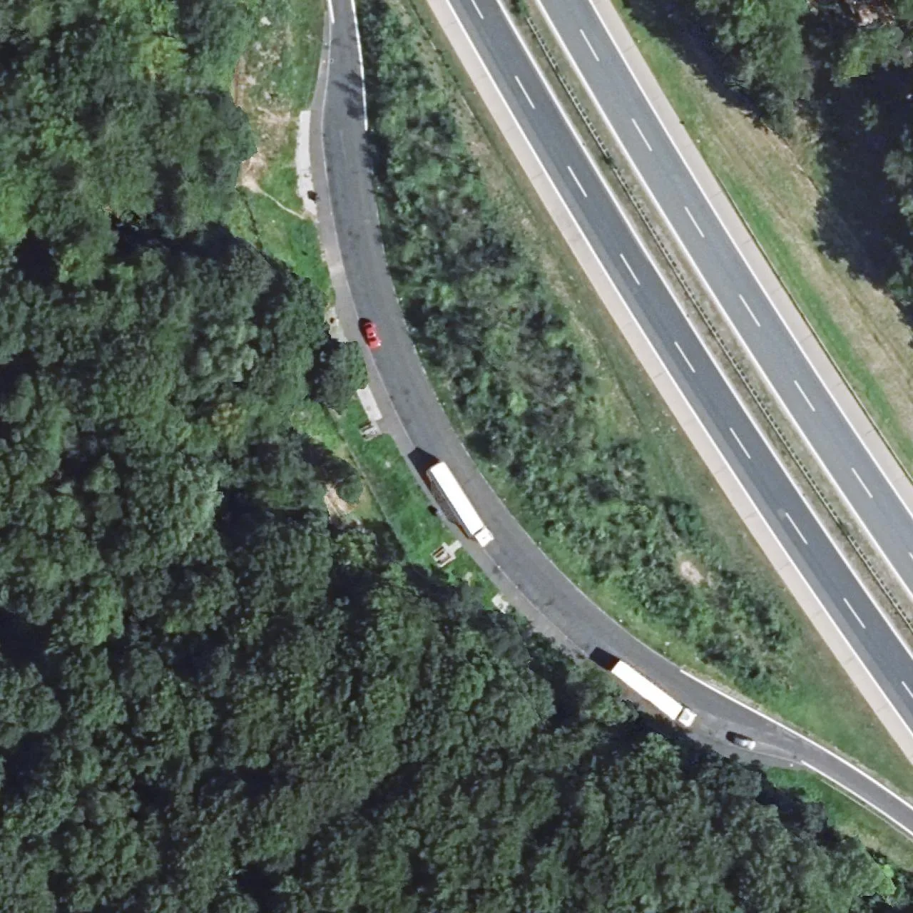 Aerial photo (orthophoto) of truck parking Veitsbrunn West from 2023