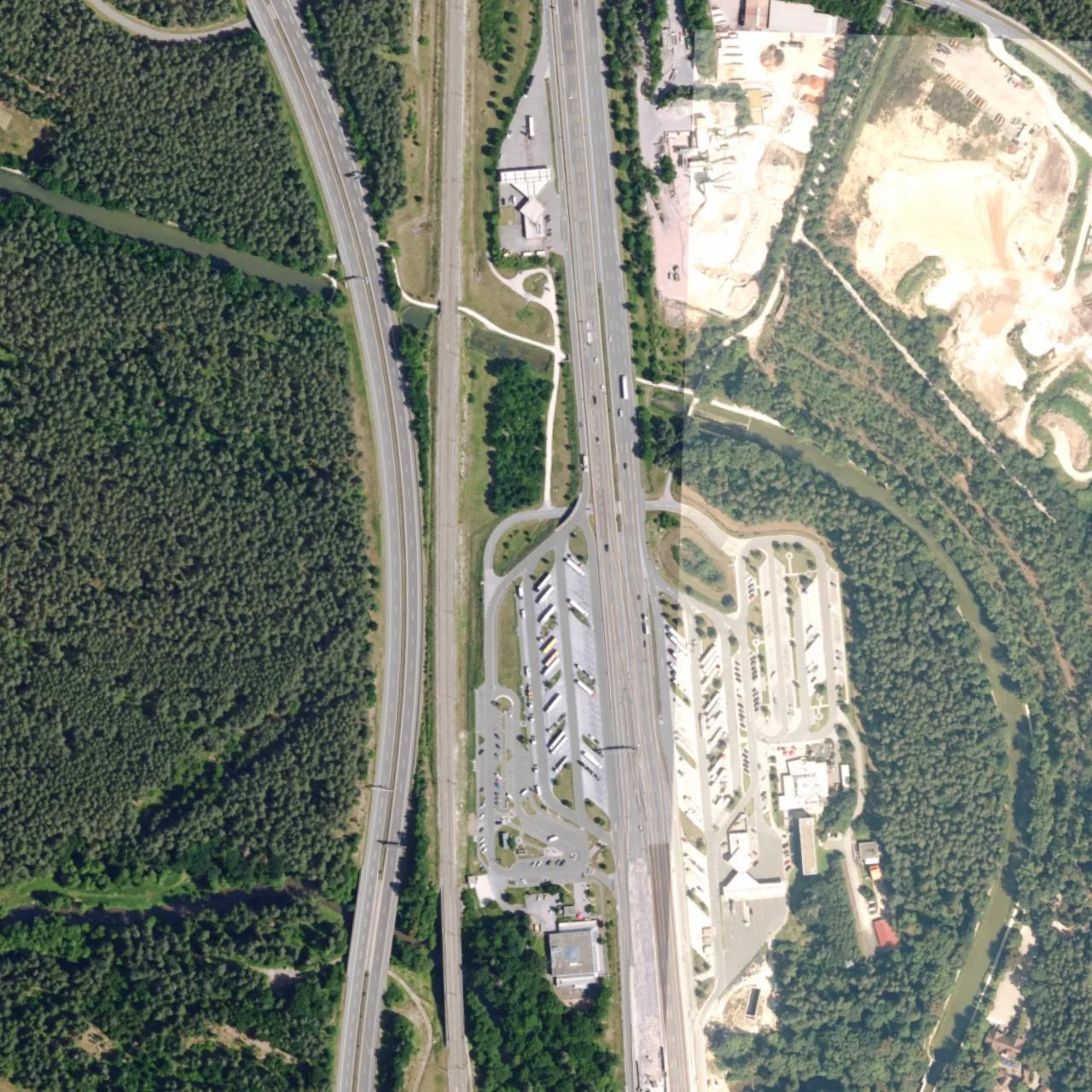Aerial photo (orthophoto) of truck parking Nürnberg-Feucht West from 2025