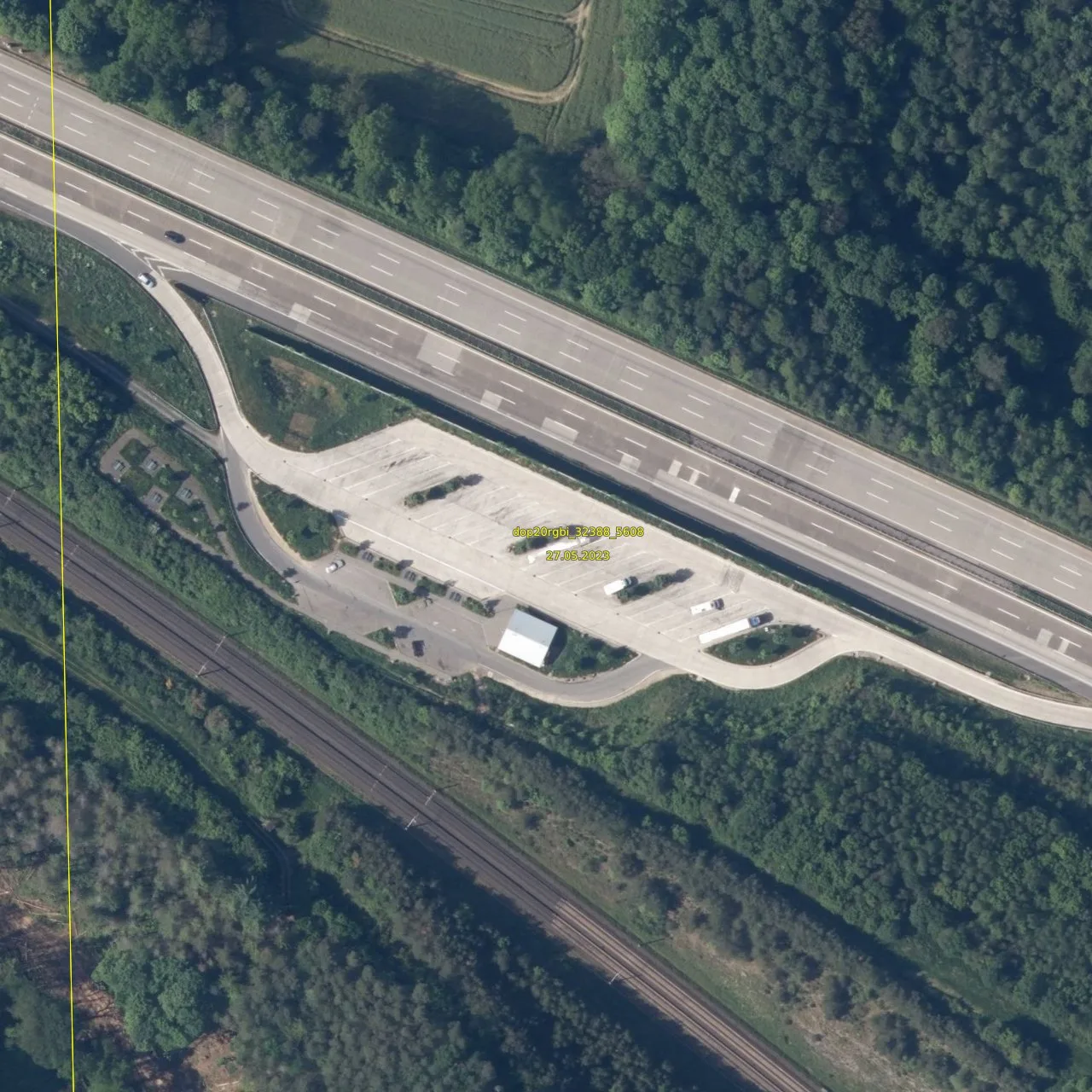 Luftbild (Orthofoto) des LKW-Parkplatzes Pfaffenbach aus dem Jahr 2023
