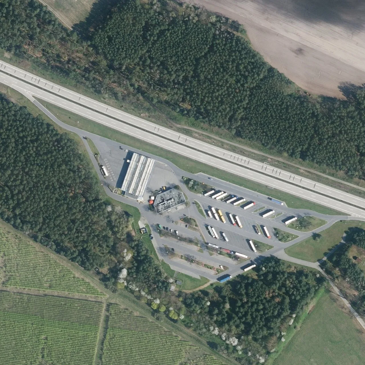 Aerial photo (orthophoto) of truck parking Rüblingsheide West from 2023