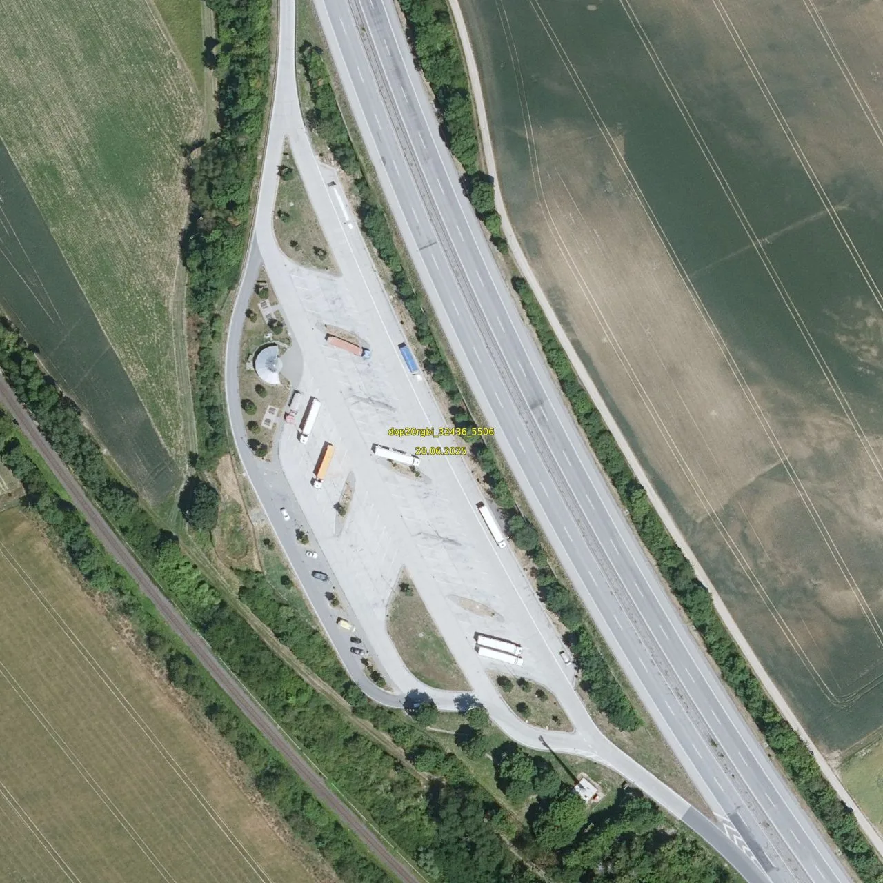 Luftbild (Orthofoto) des LKW-Parkplatzes Hauxberg aus dem Jahr 2025