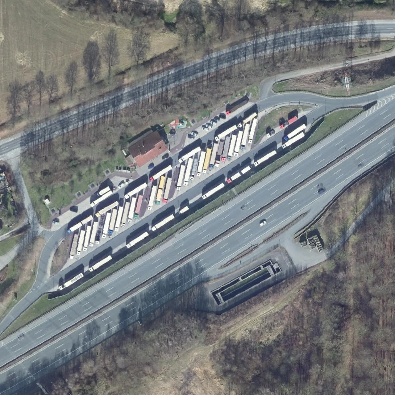 Aerial photo (orthophoto) of truck parking Lennhof from 2025