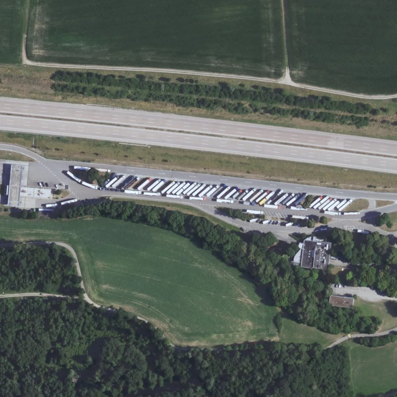 Aerial photo (orthophoto) of truck parking Edenbergen Süd from 2022