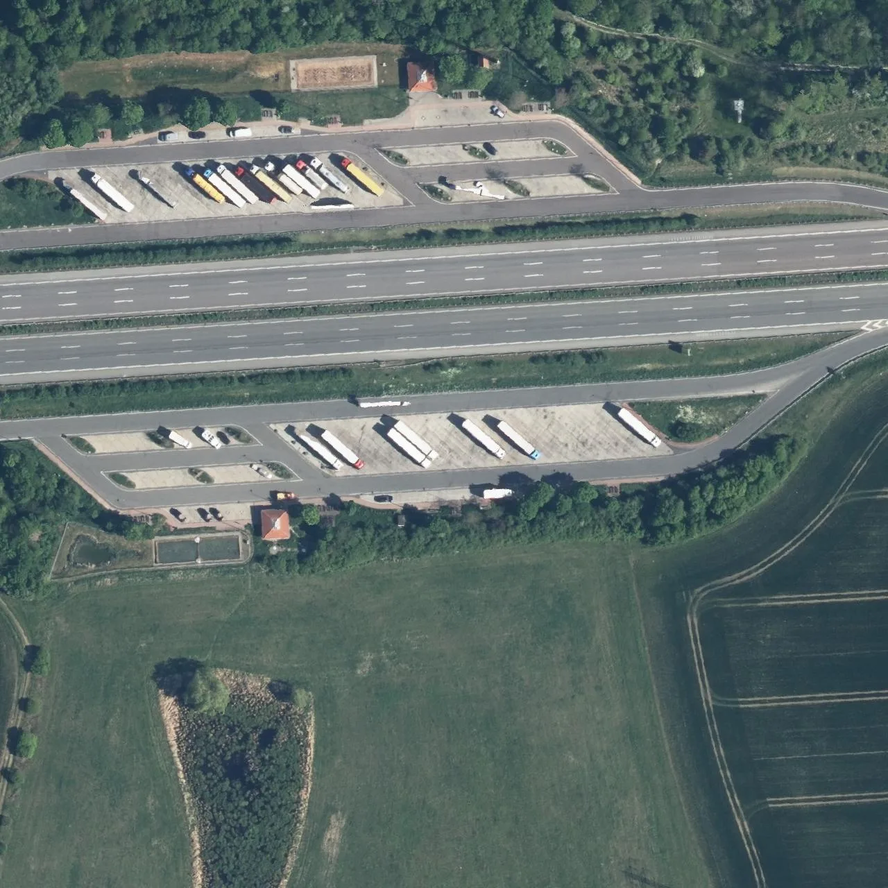 Aerial photo (orthophoto) of truck parking Habichtsfang Süd from 2024
