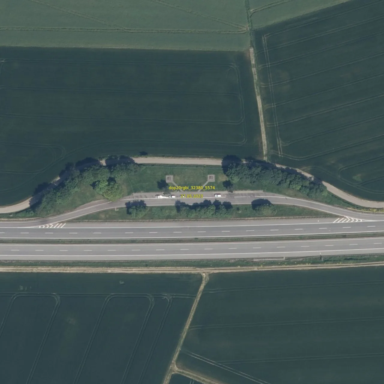 Luftbild (Orthofoto) des LKW-Parkplatzes Mammutgrube aus dem Jahr 2023