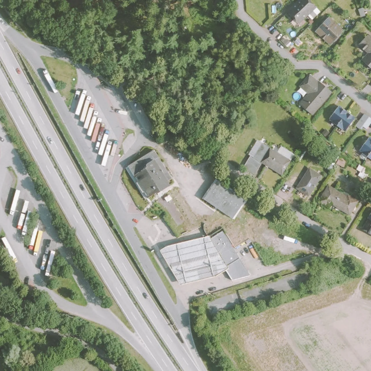 Aerial photo (orthophoto) of truck parking Schackendorf Ost from 2025