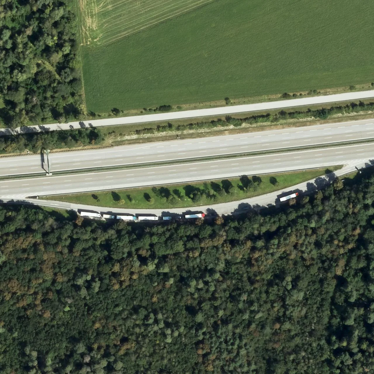 Aerial photo (orthophoto) of truck parking Neuherberg Süd from 2022
