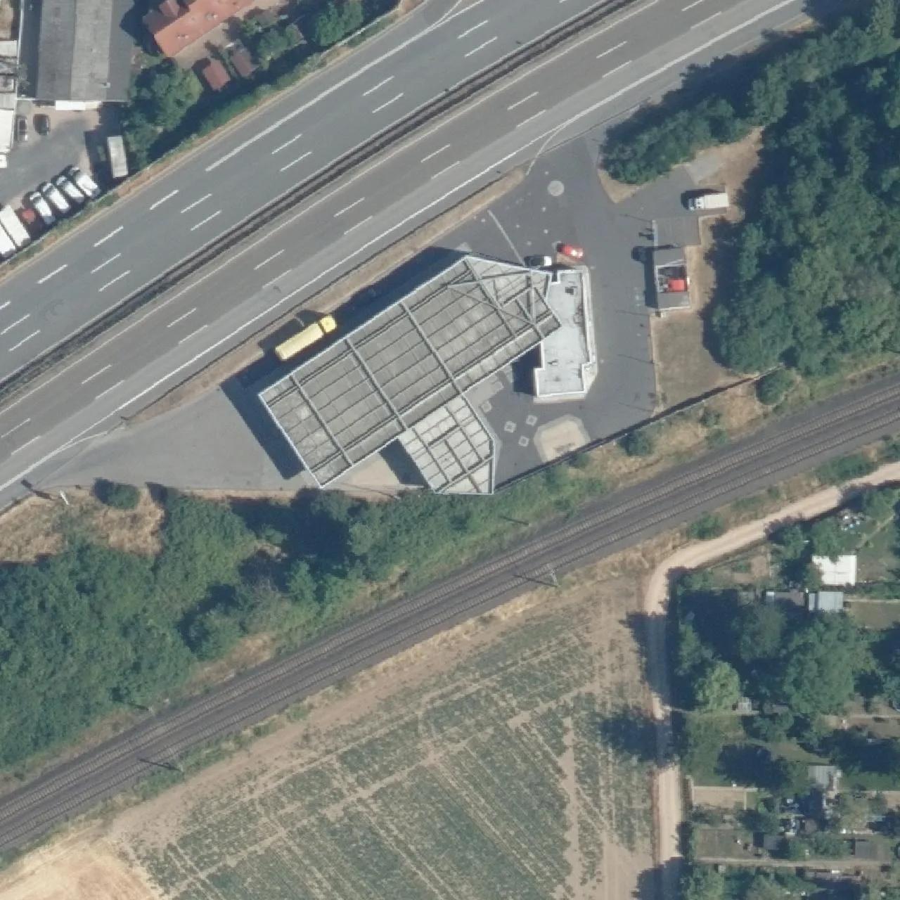 Aerial photo (orthophoto) of truck parking WI-Erbenheim Süd from 2023