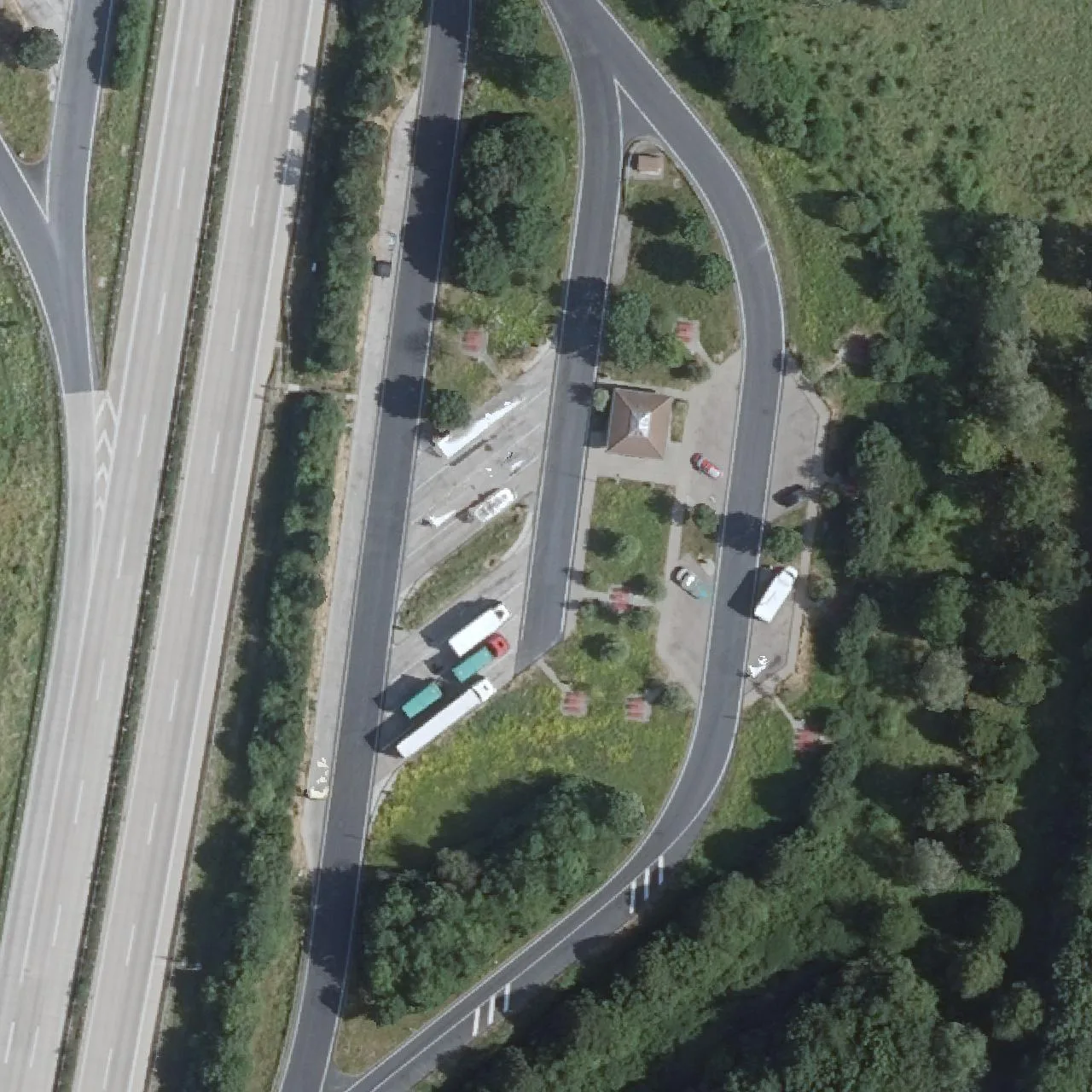 Aerial photo (orthophoto) of truck parking Dornheimer Rieth Ost from 2024