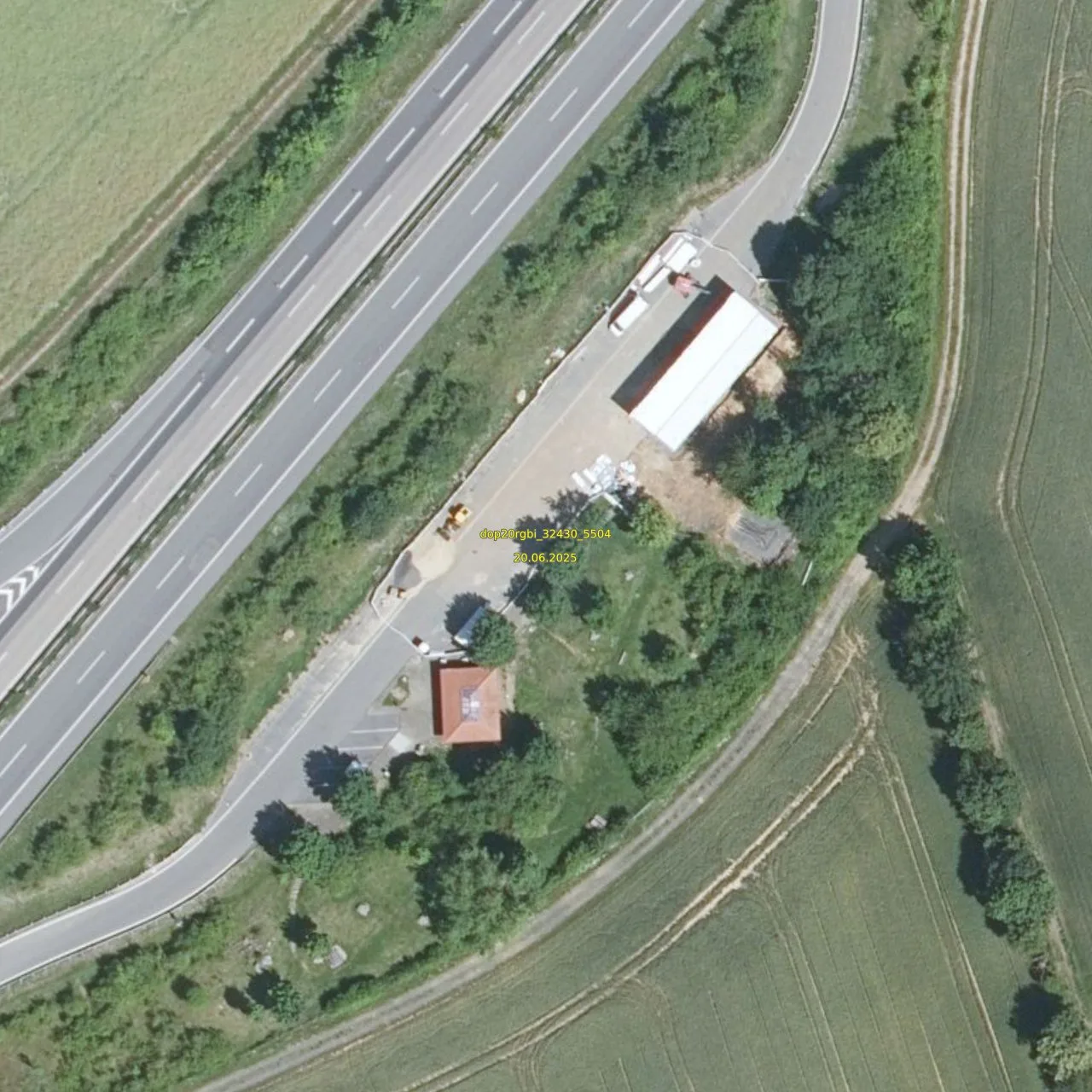 Luftbild (Orthofoto) des LKW-Parkplatzes Heuberger Hof Ost aus dem Jahr 2025