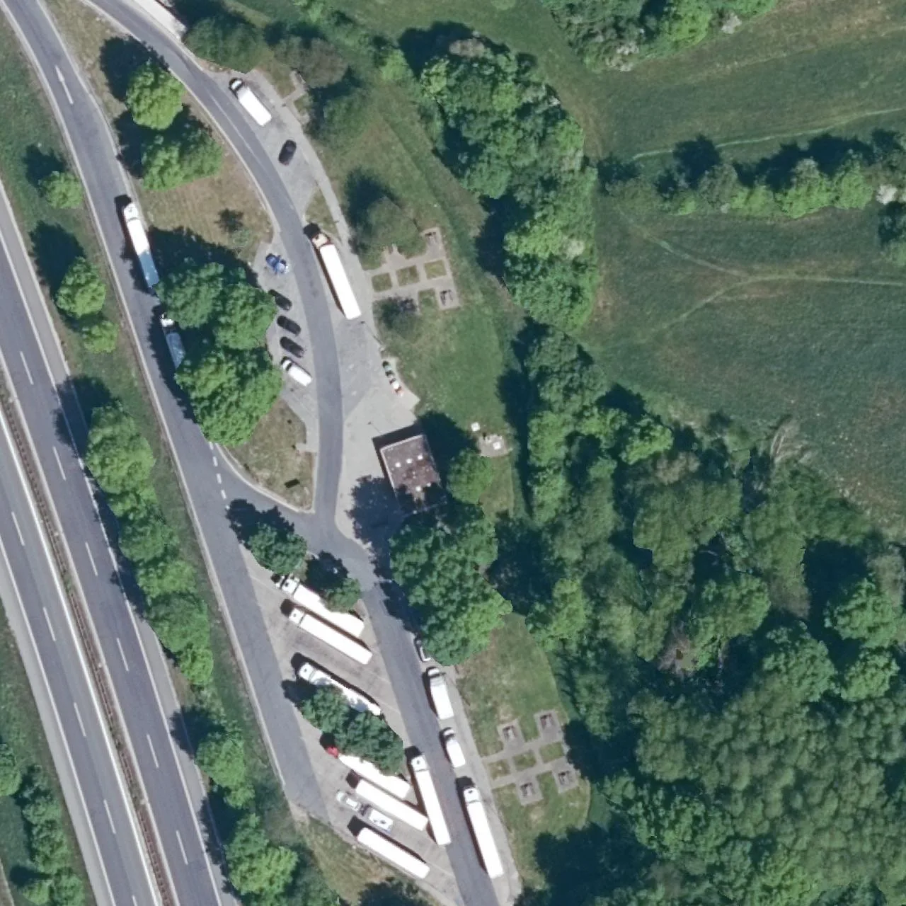 Aerial photo (orthophoto) of truck parking Regnitztal Ost from 2025