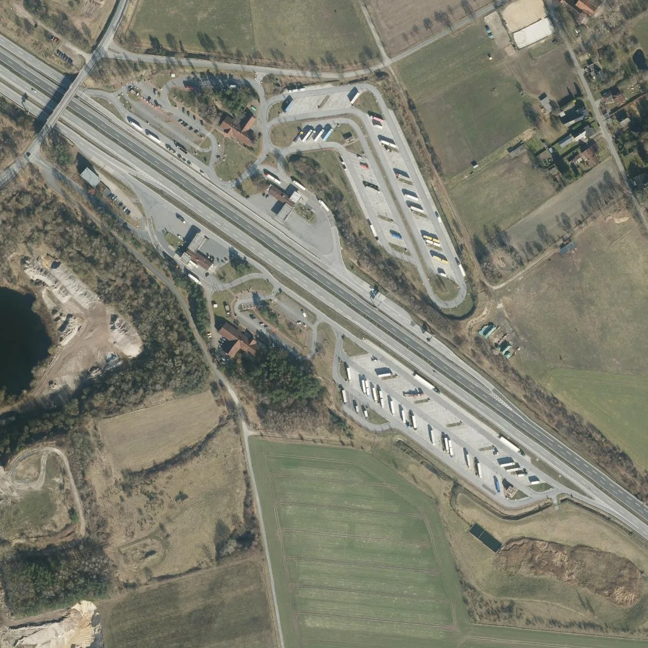 Aerial photo (orthophoto) of truck parking Goldbach Süd (Langwedel-Daverden S) from 2024