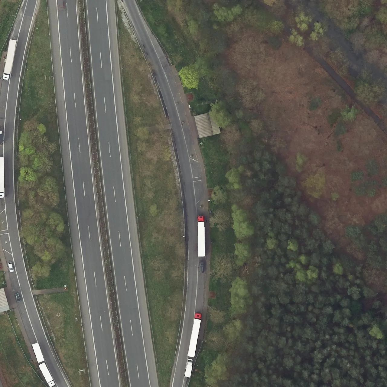 Aerial photo (orthophoto) of truck parking Lippesee (Ost) from 2024