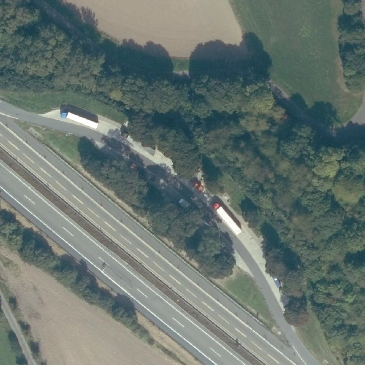 Aerial photo (orthophoto) of truck parking Am Quast Nord from 2024