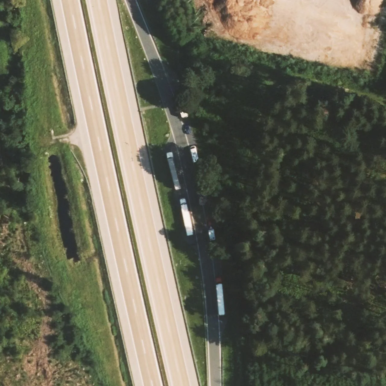 Aerial photo (orthophoto) of truck parking Nickelheim Ost from 2022
