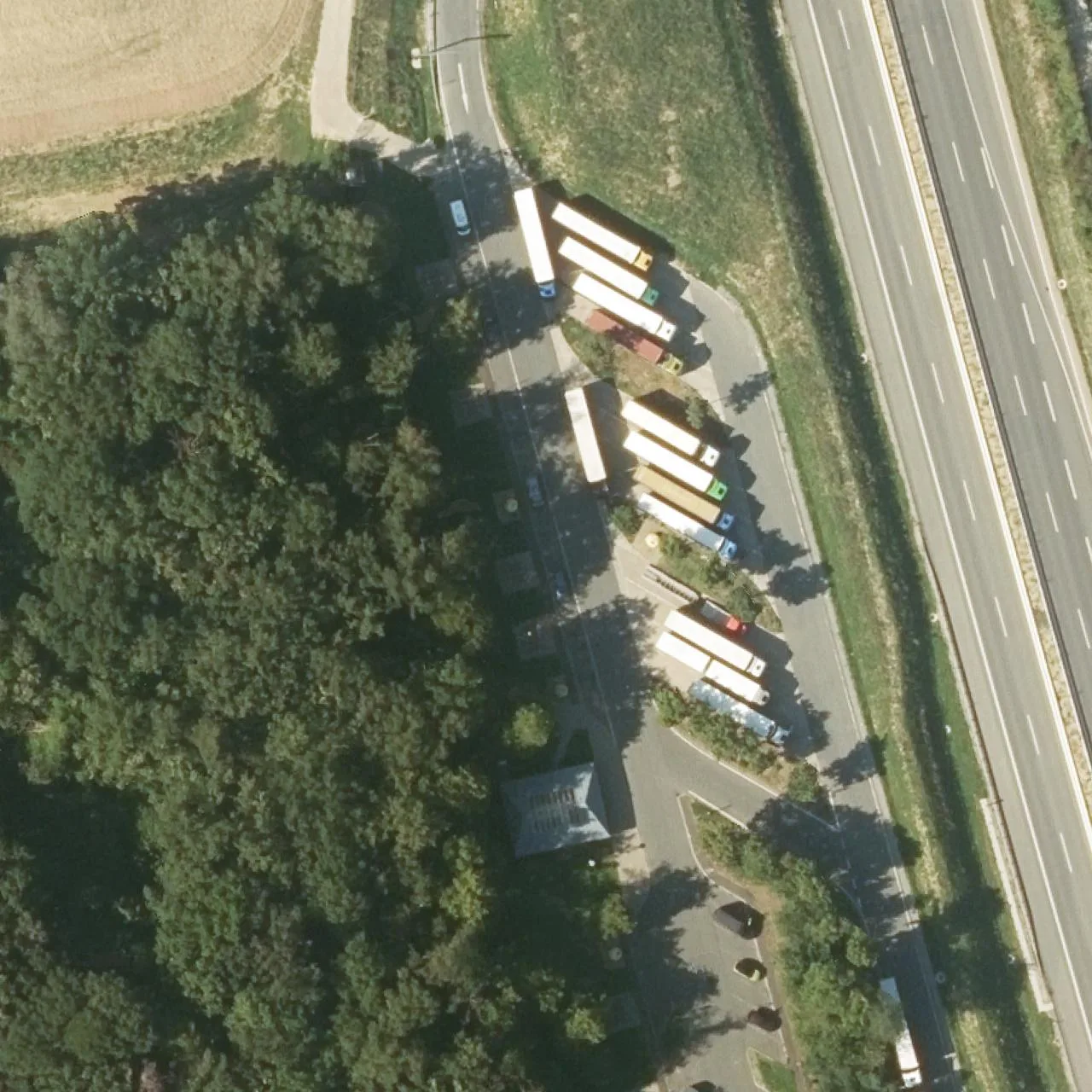 Aerial photo (orthophoto) of truck parking Wolfsgraben West from 2023
