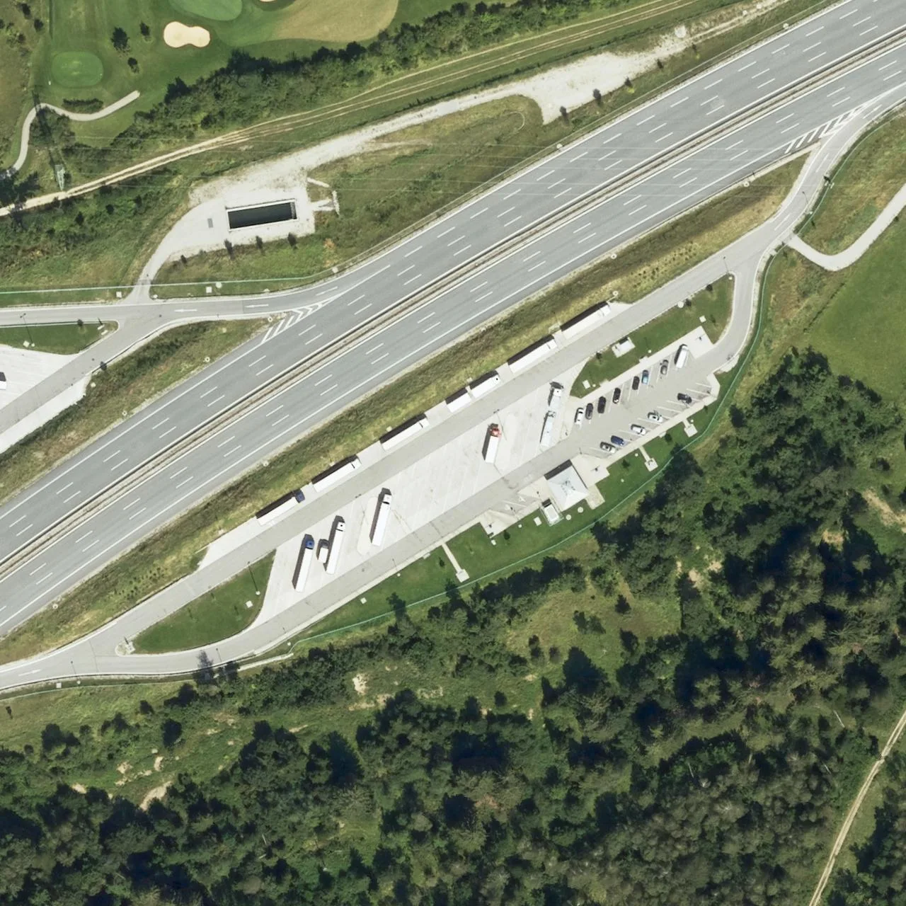 Aerial photo (orthophoto) of truck parking Kreuzlinger Forst-Süd from 2022
