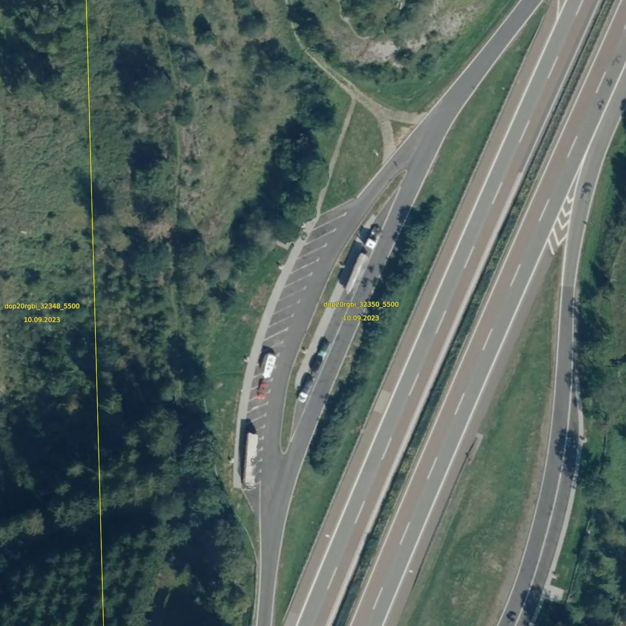 Luftbild (Orthofoto) des LKW-Parkplatzes Katzenberg aus dem Jahr 2023