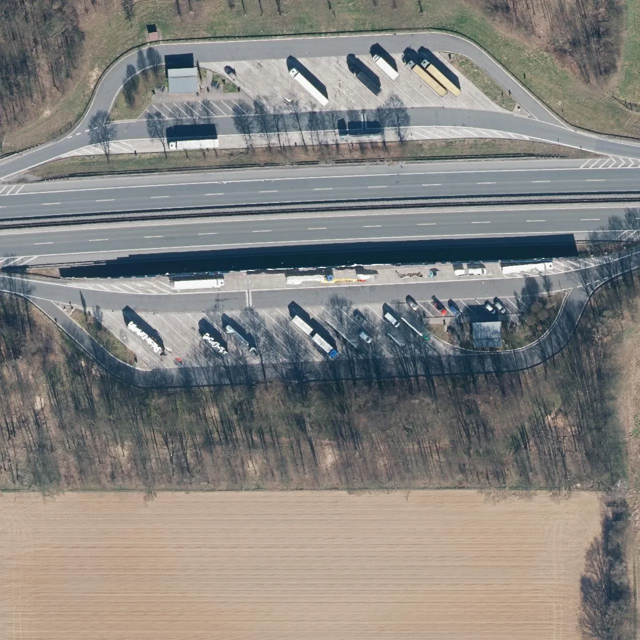 Aerial photo (orthophoto) of truck parking Mühlhauser Tal (Süd) from 2025