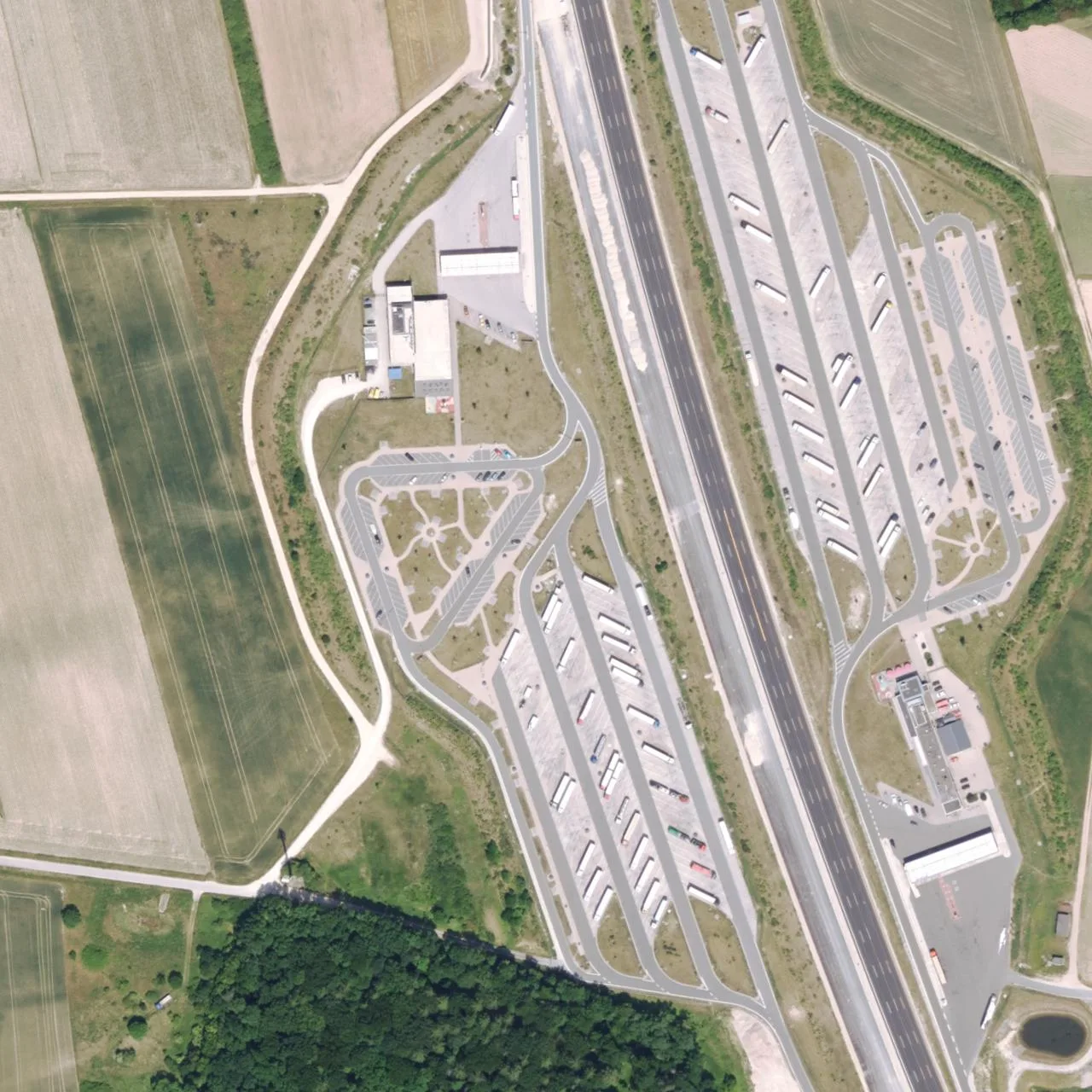 Aerial photo (orthophoto) of truck parking Aurach Süd from 2025