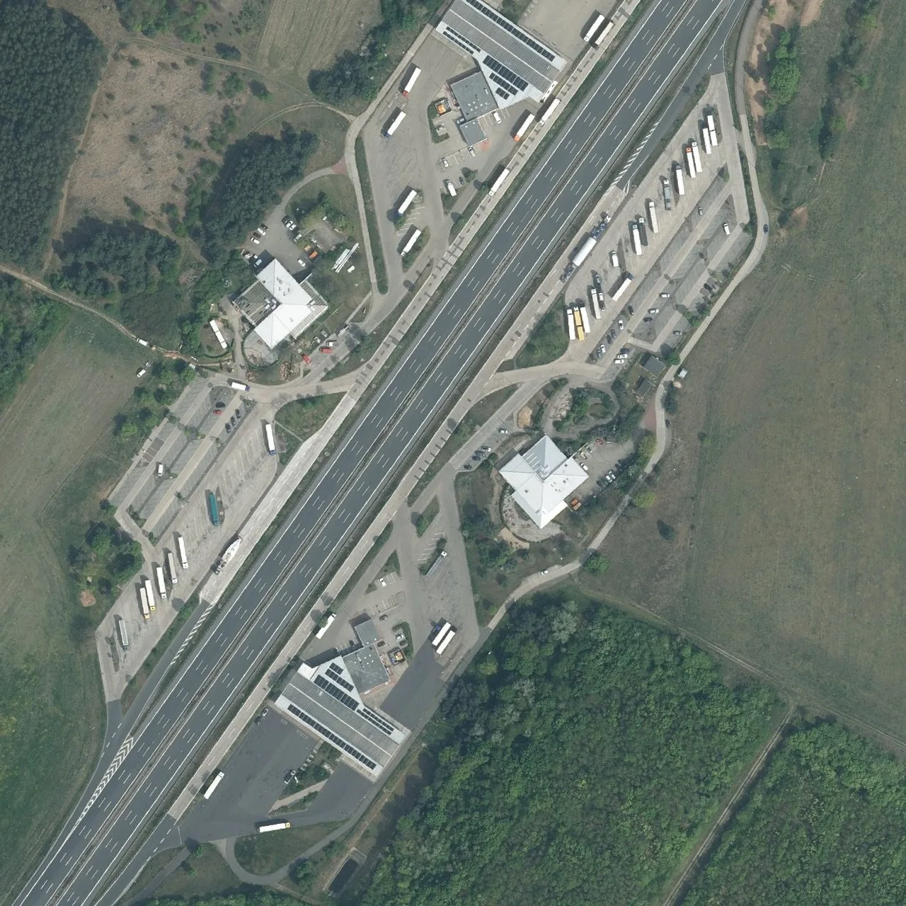 Aerial photo (orthophoto) of truck parking Fläming Ost from 2025