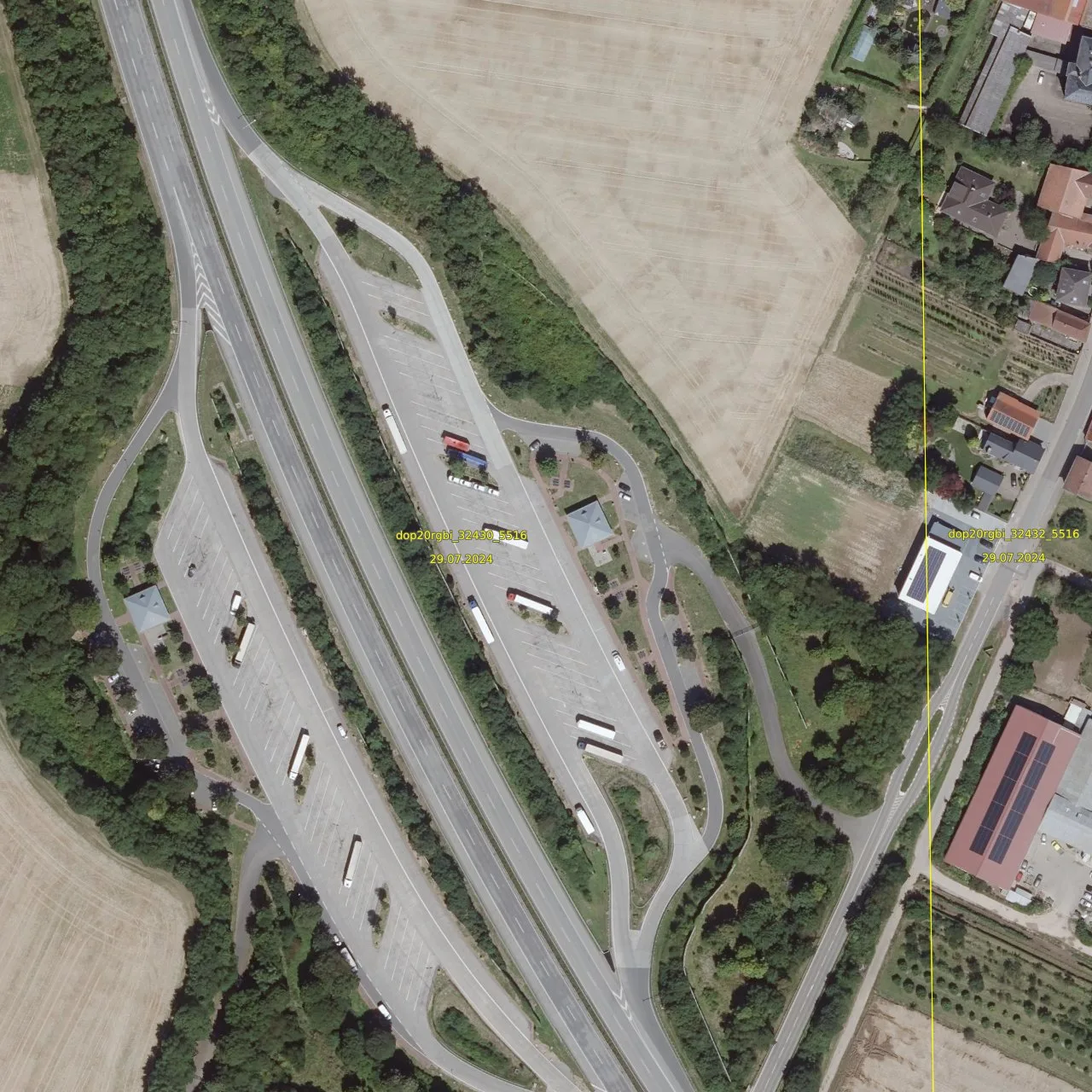 Luftbild (Orthofoto) des LKW-Parkplatzes Wiesbach aus dem Jahr 2024