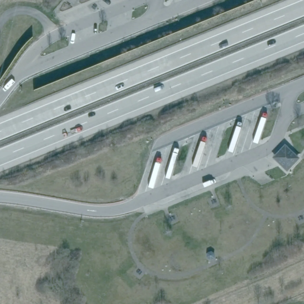 Aerial photo (orthophoto) of truck parking Beuthenbach Süd from 2023