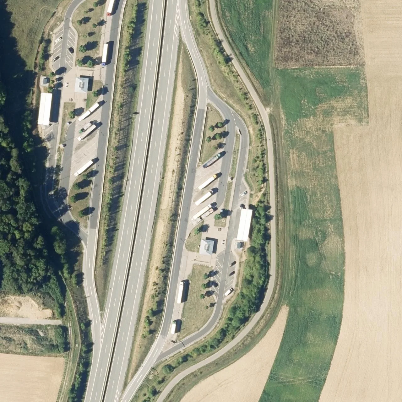 Aerial photo (orthophoto) of truck parking Maibacher Höhe Ost from 2023