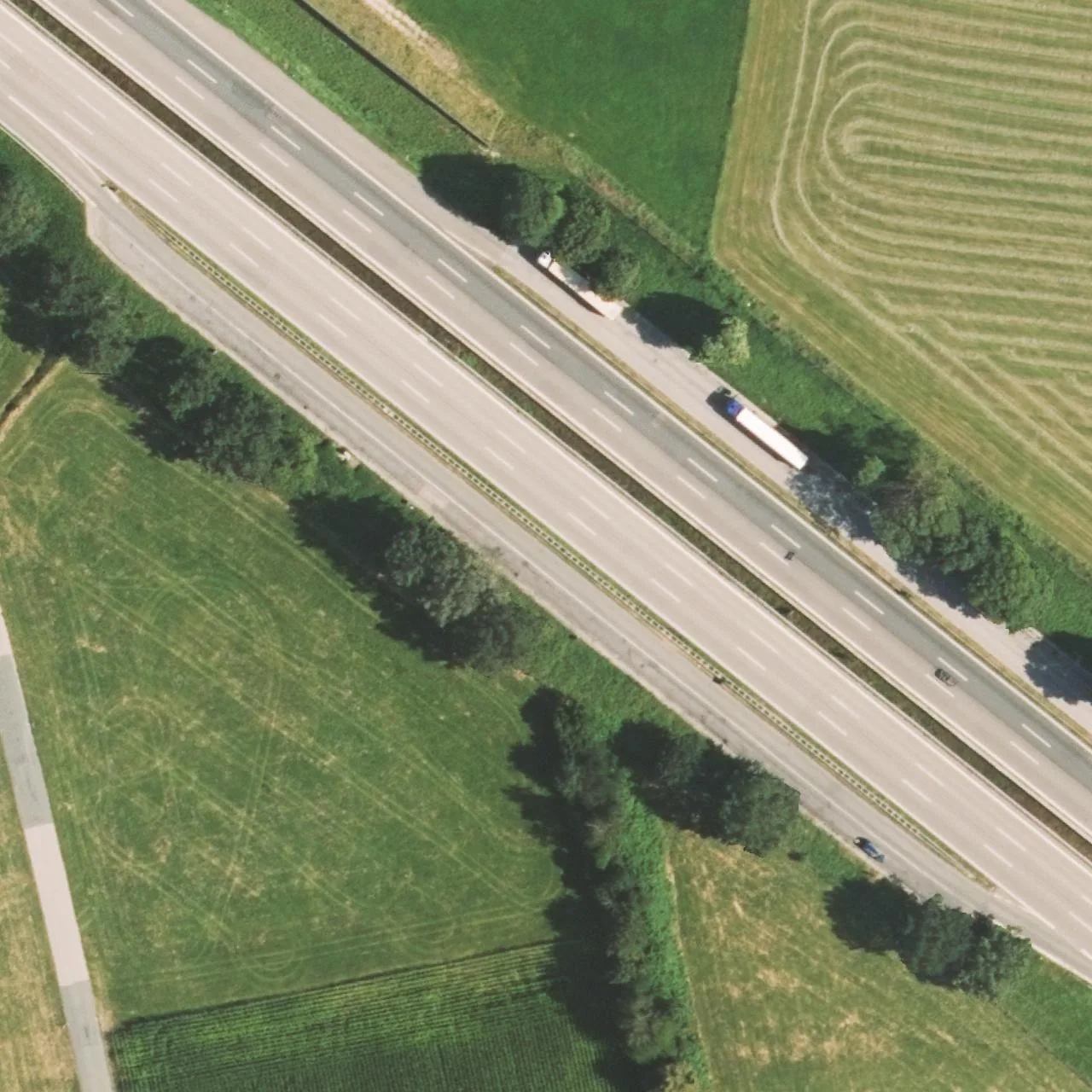 Aerial photo (orthophoto) of truck parking Wilparting Süd from 2022