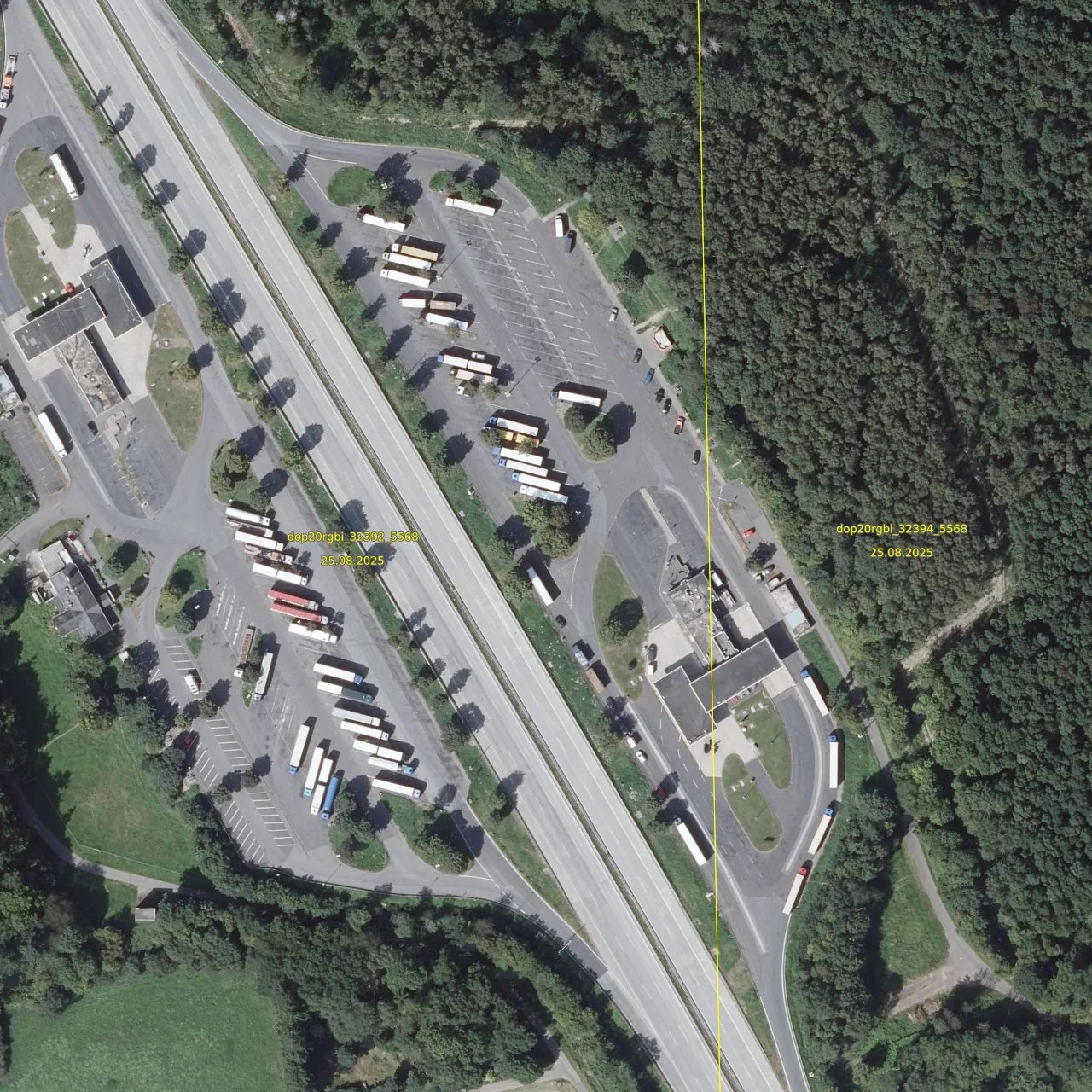 Luftbild (Orthofoto) des LKW-Parkplatzes Mosel Ost aus dem Jahr 2025