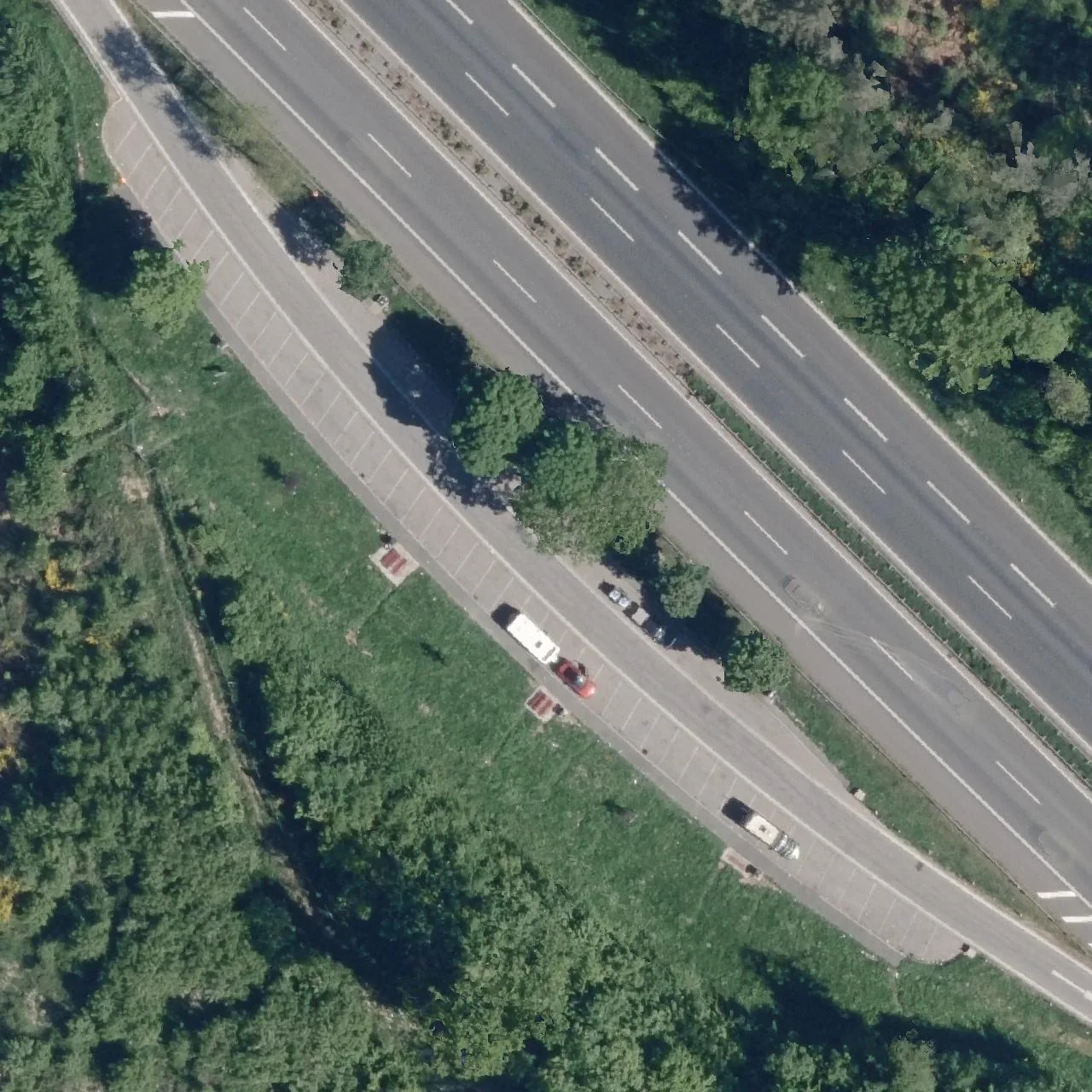 Luftbild (Orthofoto) des LKW-Parkplatzes Röttgesberg Nord aus dem Jahr 2023