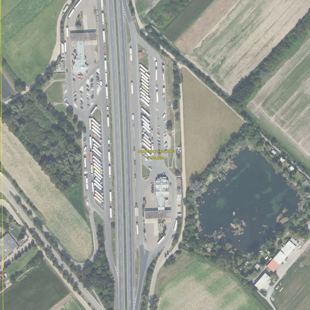 Luftbild (Orthofoto) des LKW-Parkplatzes Dannstadt Ost aus dem Jahr 2024