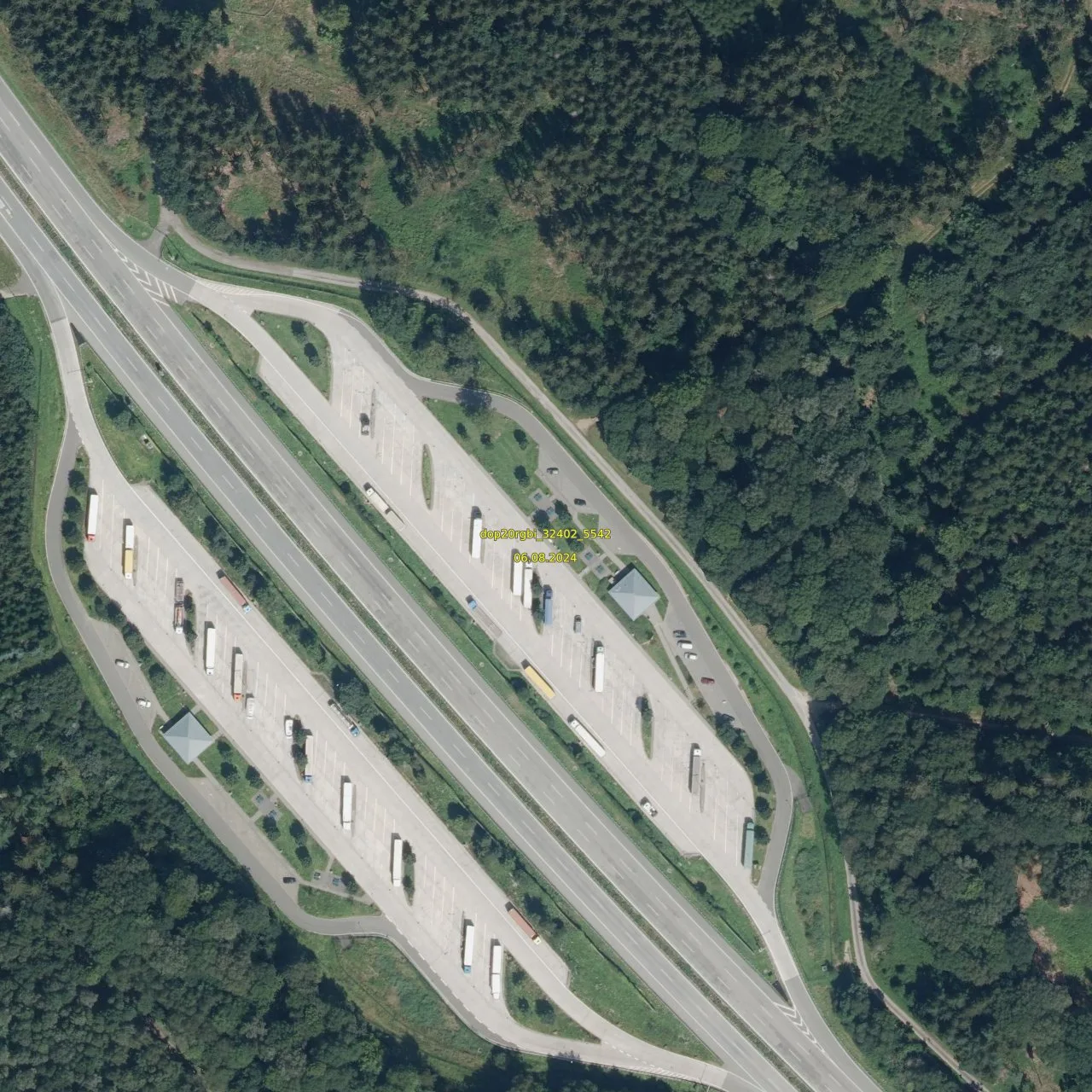 Luftbild (Orthofoto) des LKW-Parkplatzes Struth aus dem Jahr 2024