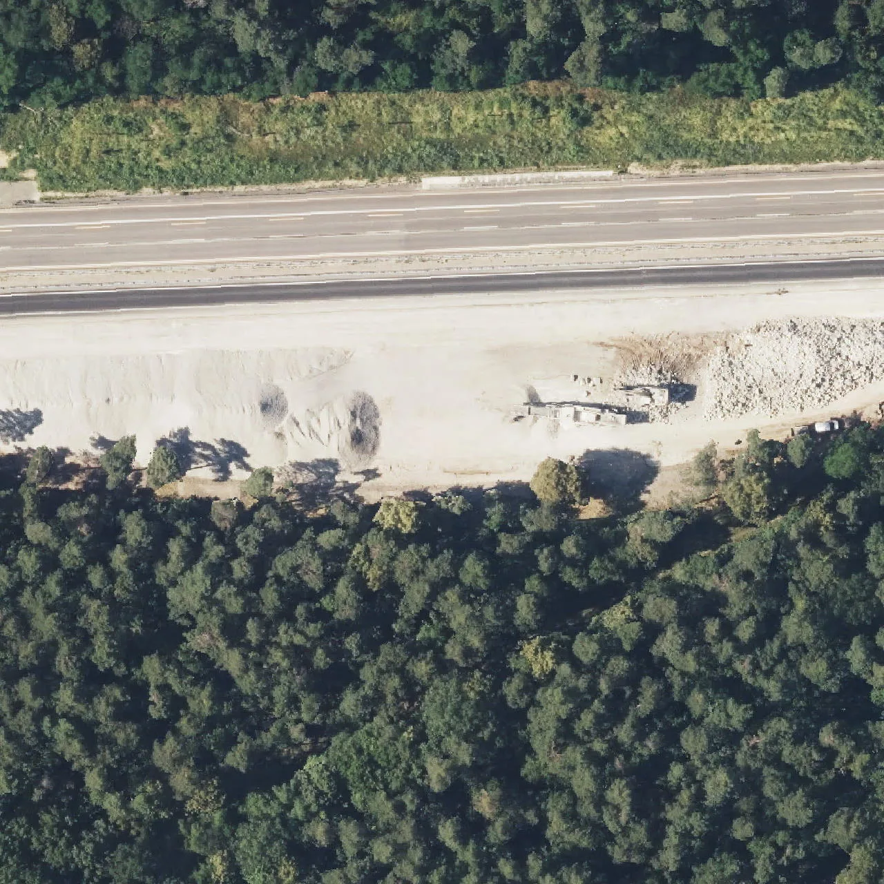 Luftbild (Orthofoto) des LKW-Parkplatzes Käfertal aus dem Jahr 2024