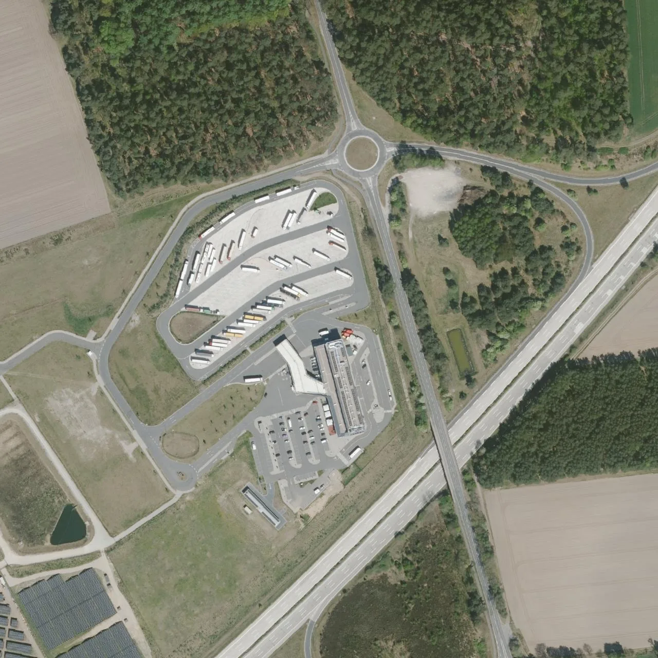 Aerial photo (orthophoto) of truck parking BREAK Autohof Hamburg-Nordheide from 2024