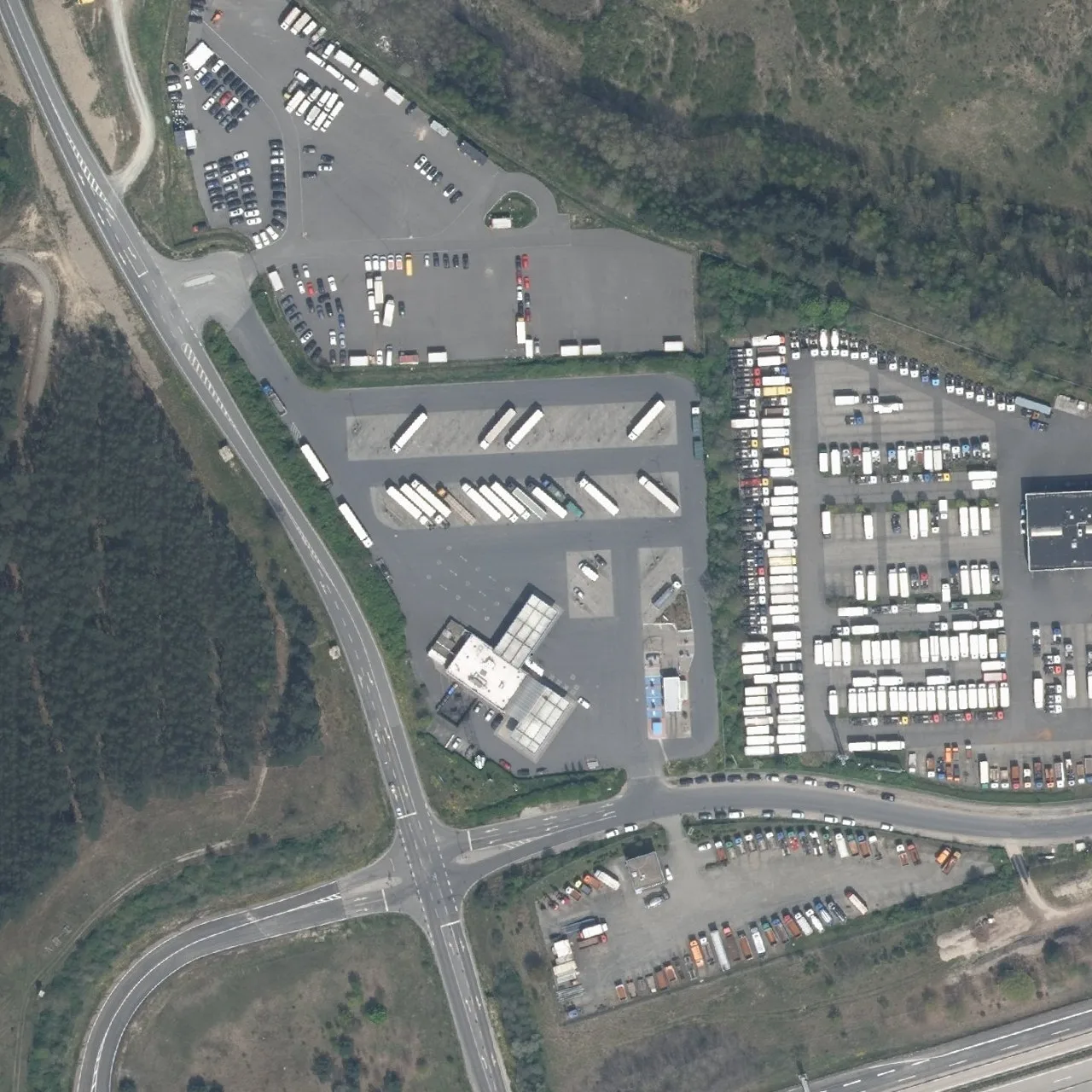 Aerial photo (orthophoto) of truck parking ARAL Autohof Niederlehme from 2023