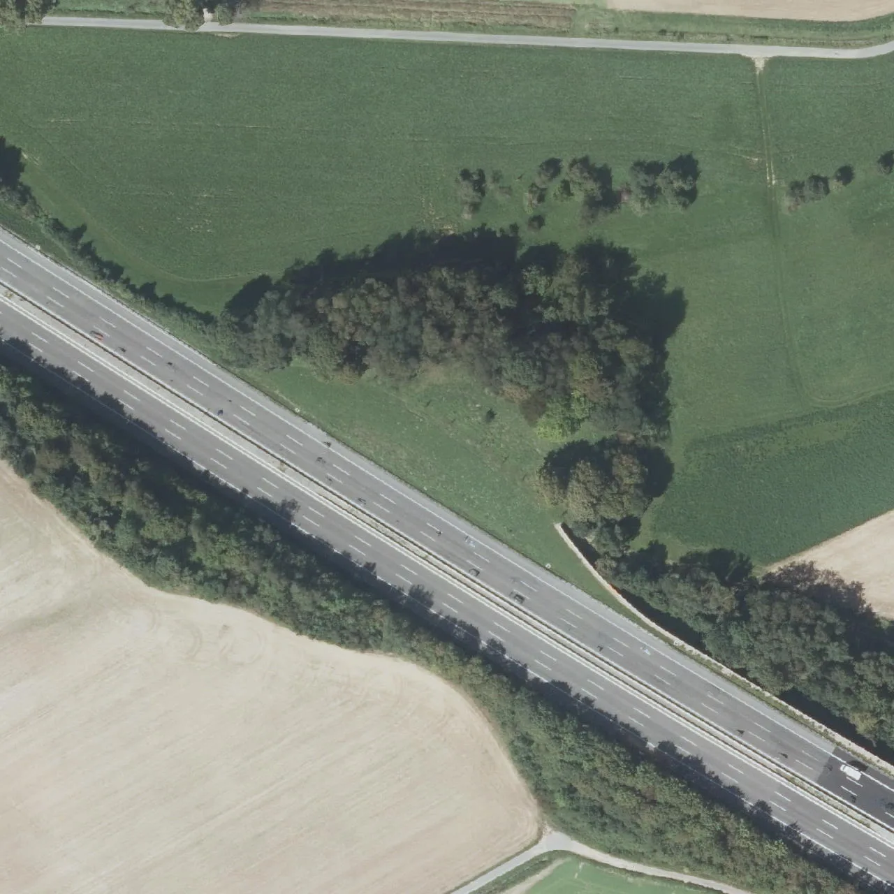 Luftbild (Orthofoto) des LKW-Parkplatzes RA A6 km 599,8 Ri. Saarbrücken aus dem Jahr 2023