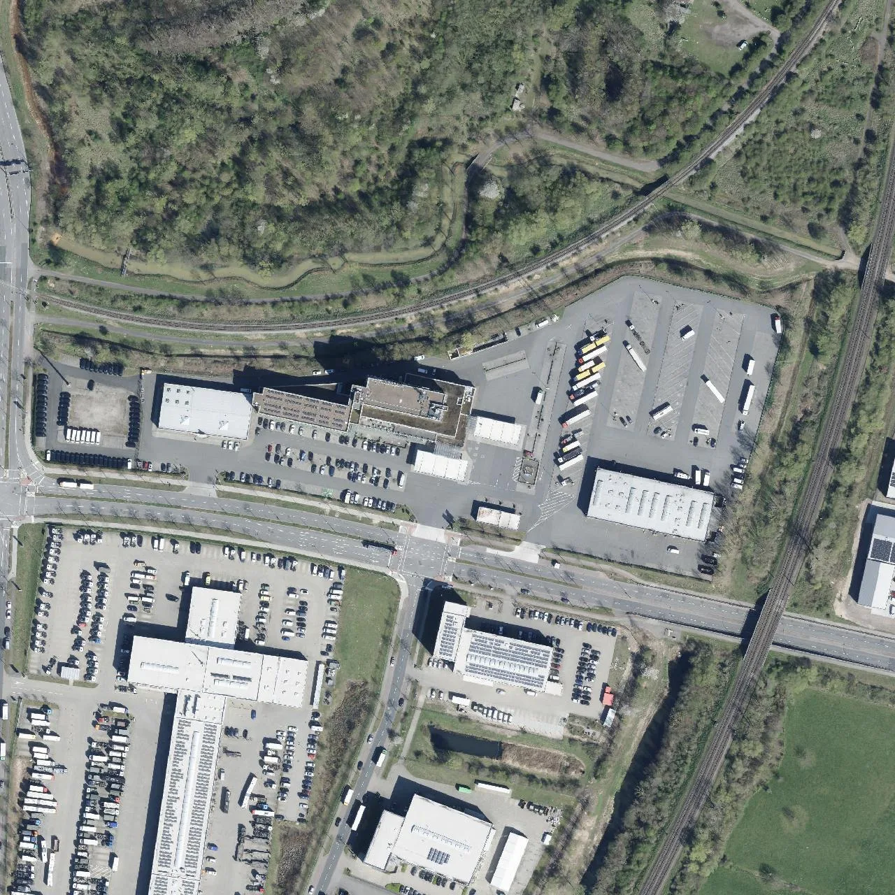 Aerial photo (orthophoto) of truck parking Autohof Bremen Hemeling from 2025