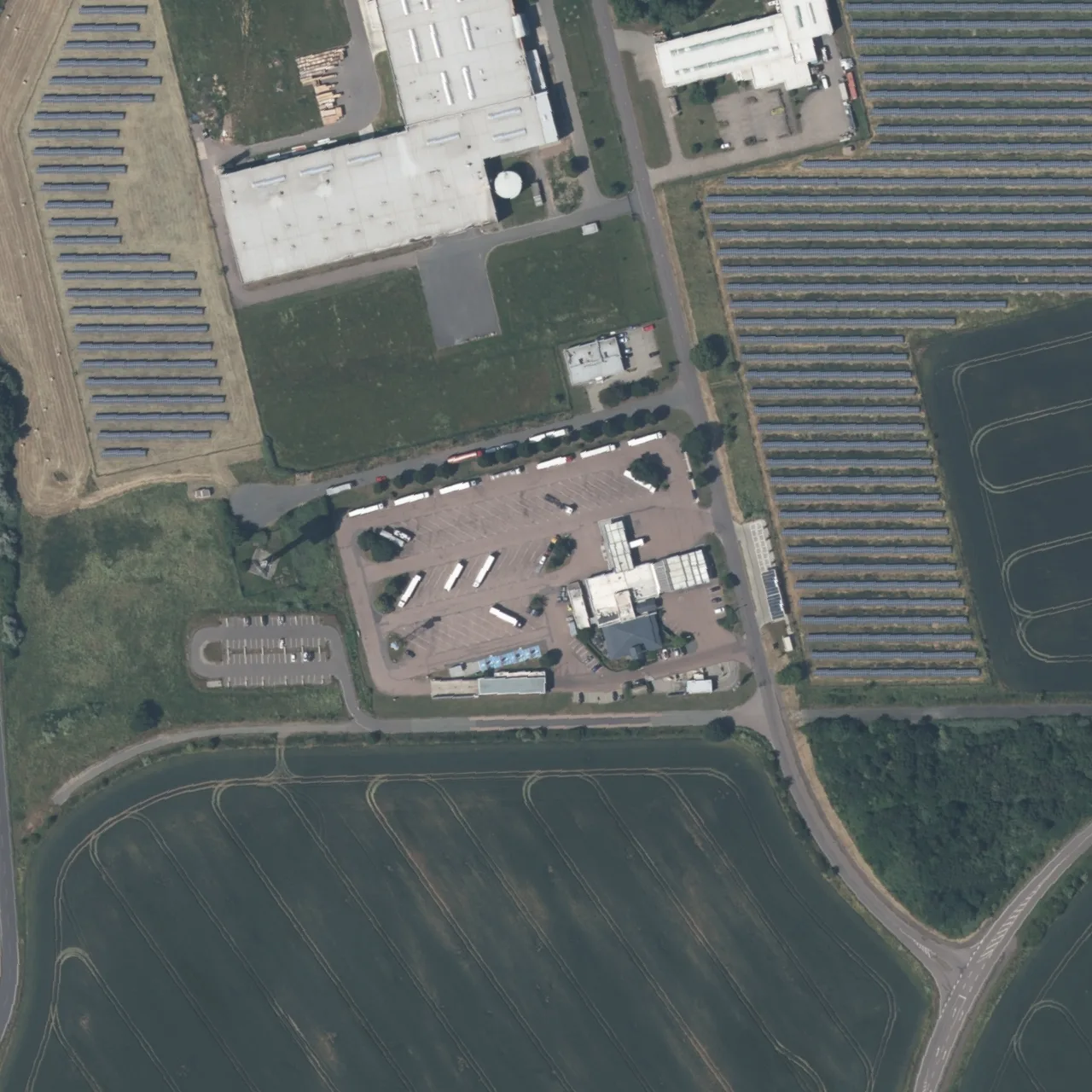Aerial photo (orthophoto) of truck parking Aral Autohof Zorbau from 2025