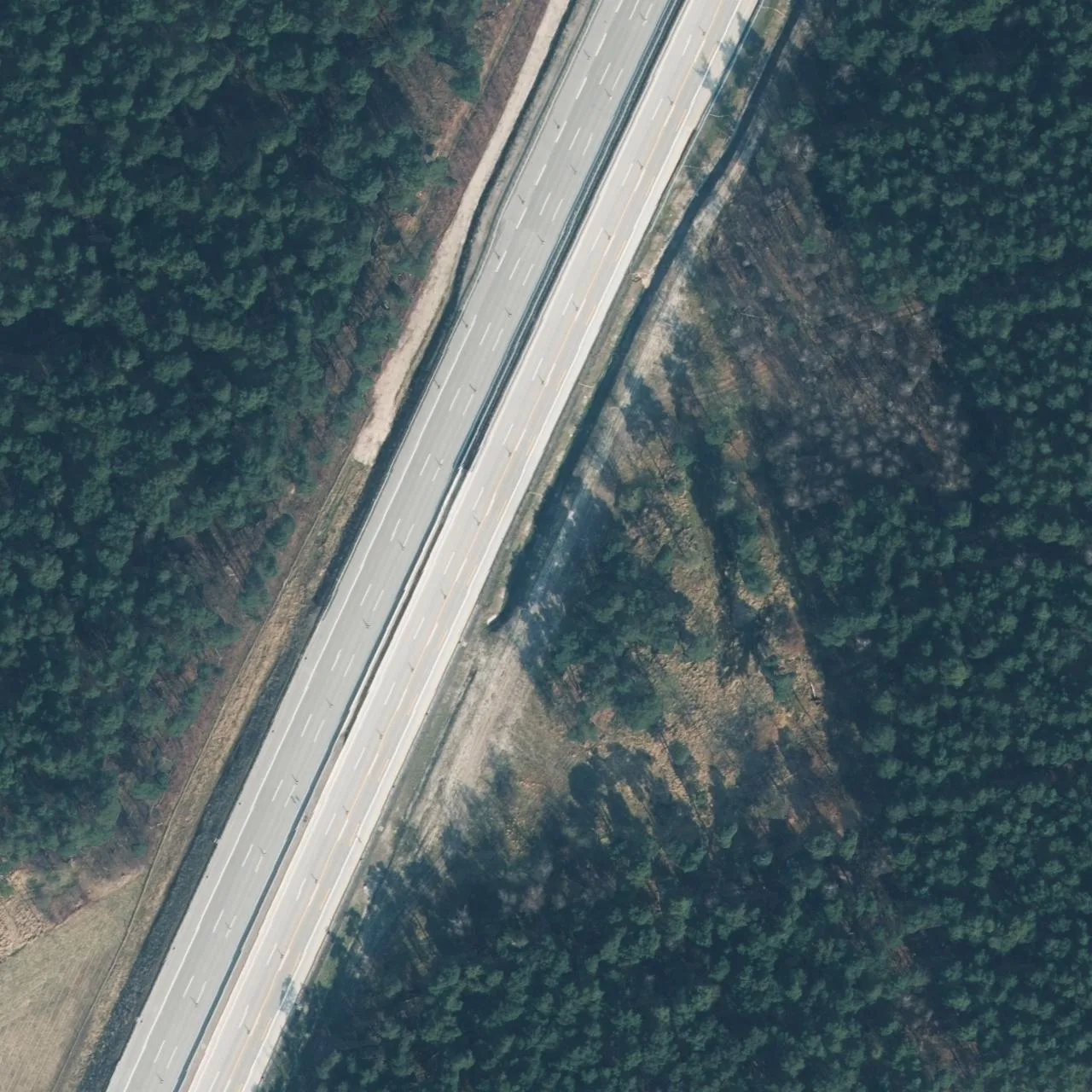 Aerial photo (orthophoto) of truck parking NI 43 Ost bei km 203,5 from 2025