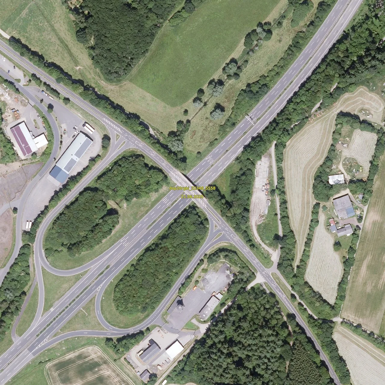 Luftbild (Orthofoto) des LKW-Parkplatzes Rasthof Mehren aus dem Jahr 2025