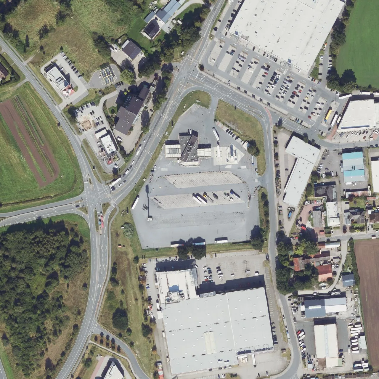 Aerial photo (orthophoto) of truck parking Autohof Groß Mackenstedt from 2024