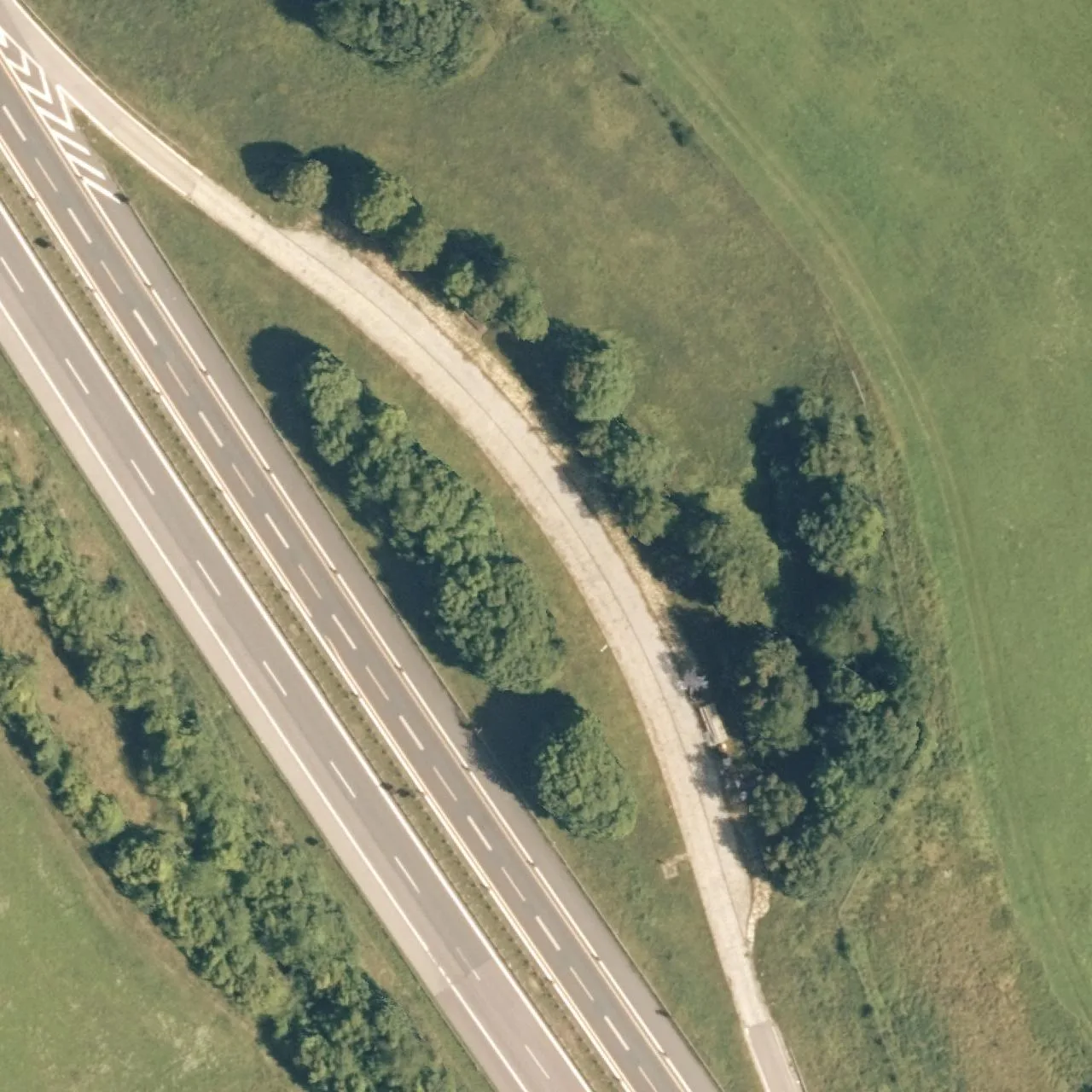 Luftbild (Orthofoto) des LKW-Parkplatzes Deusmauerermoor  aus dem Jahr 2025