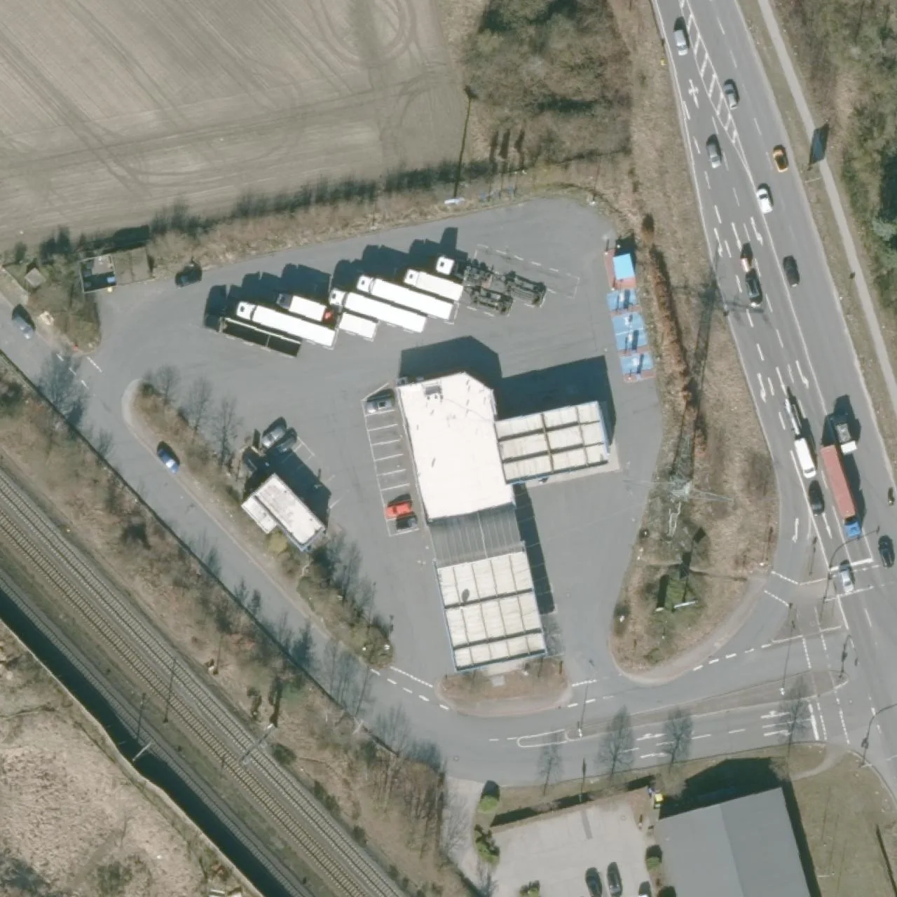 Aerial photo (orthophoto) of truck parking Tankstelle Michael Klose from 2024