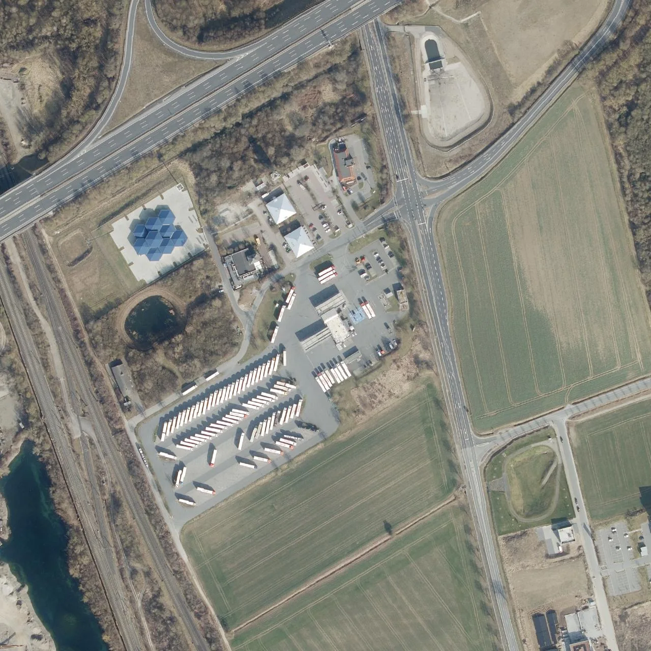 Aerial photo (orthophoto) of truck parking Aral Autohof Northeim from 2025